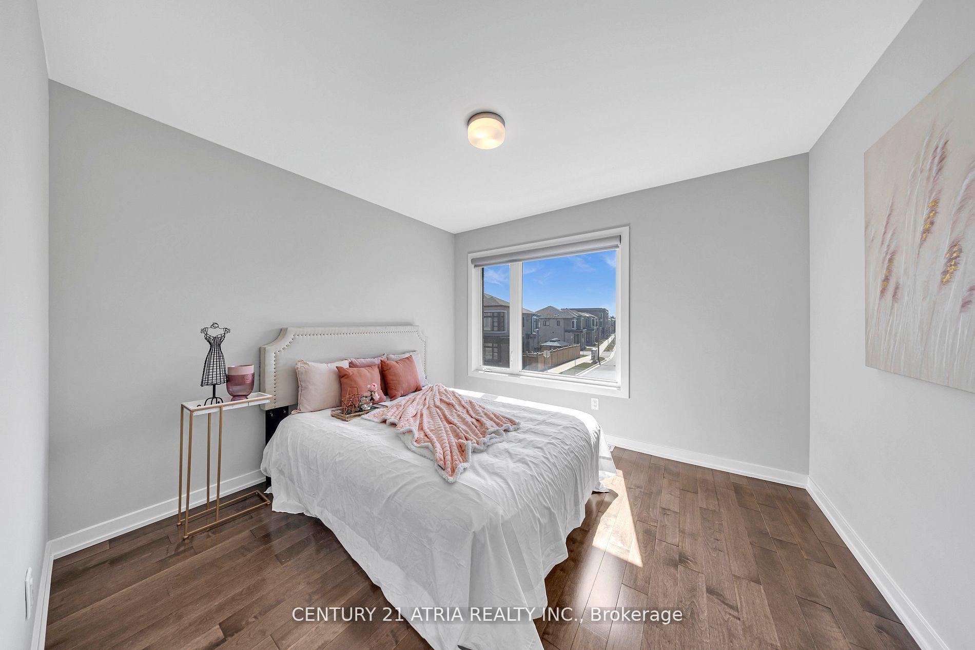 Photo 24 of 10 Sam Priestley Avenue, Markham, Cornell — HOMEH
