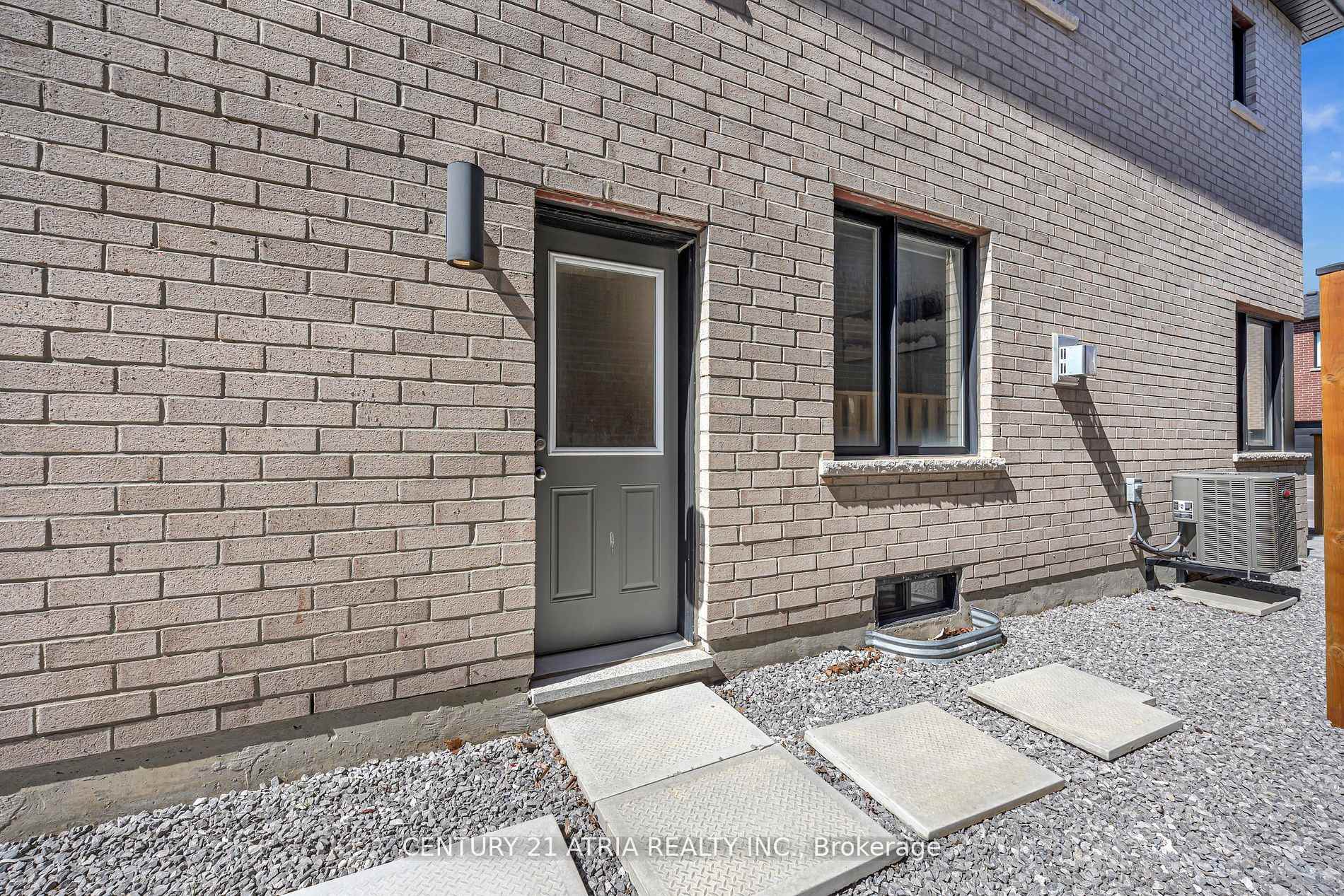 Photo 38 of 10 Sam Priestley Avenue, Markham, Cornell — HOMEH