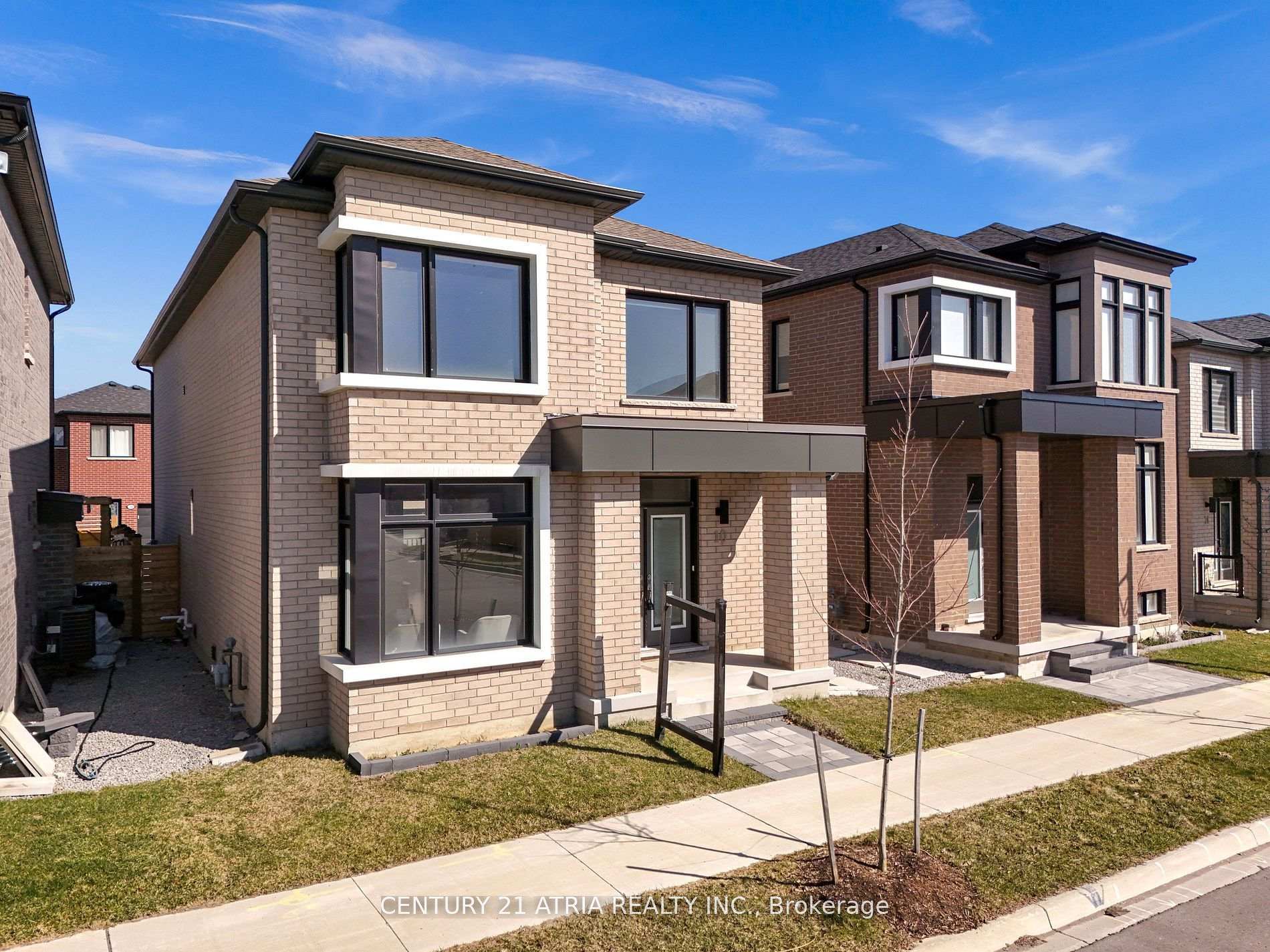 Photo 48 of 10 Sam Priestley Avenue, Markham, Cornell — HOMEH