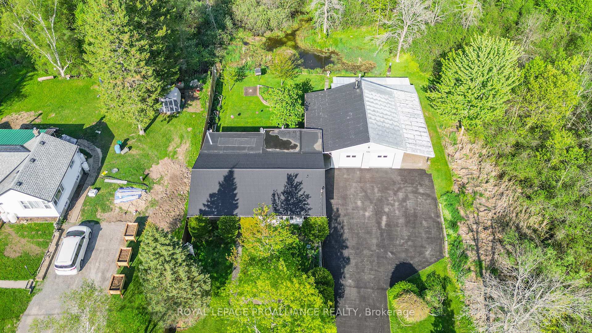 Photo 1 of 103 Marshall Road, Belleville, Belleville Ward — HOMEH