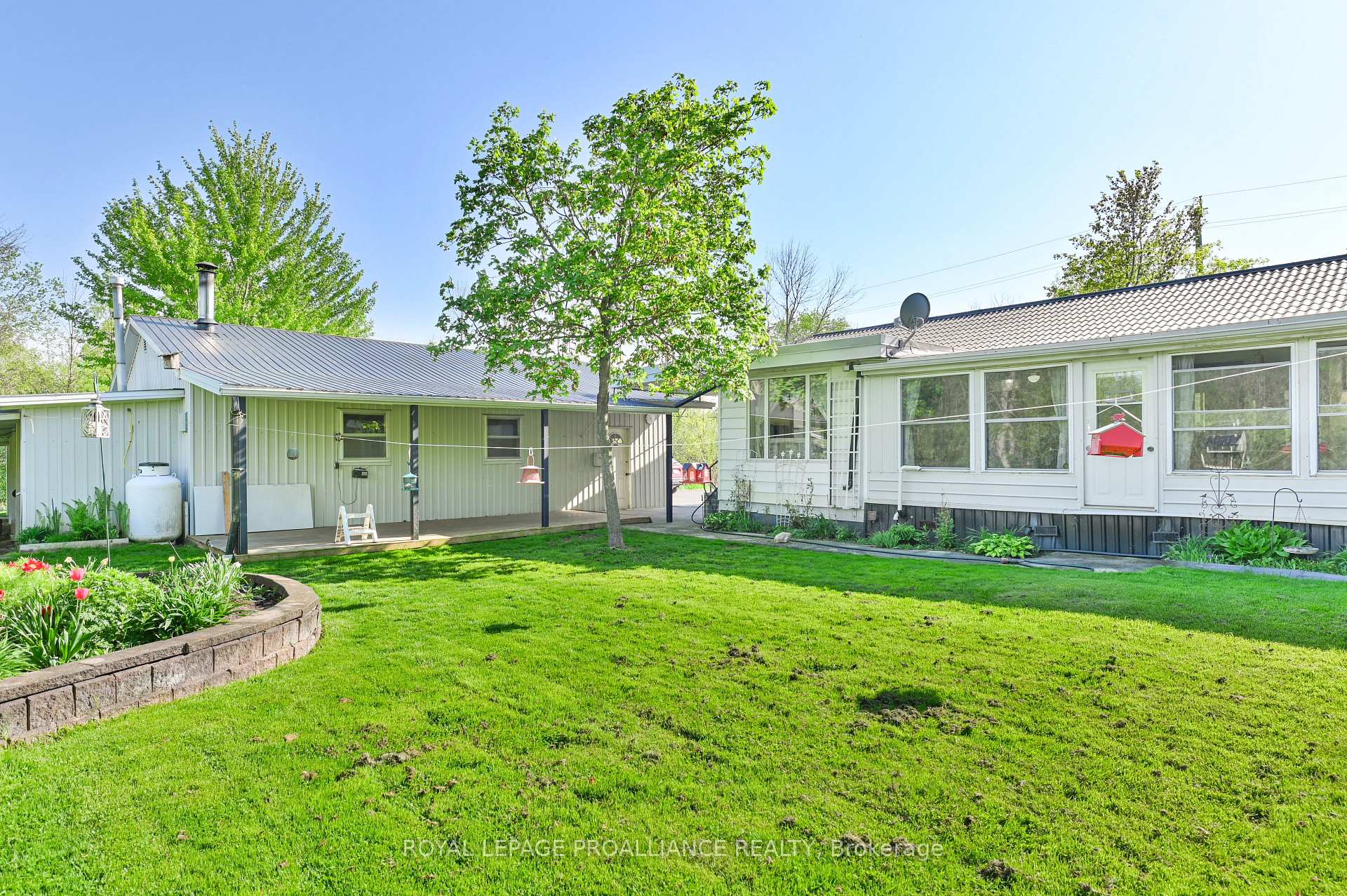 Photo 26 of 103 Marshall Road, Belleville, Belleville Ward — HOMEH