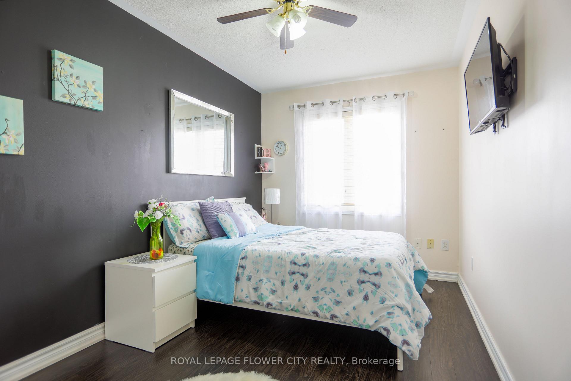Photo 20 of 42 Lander Crescent N, Clarington, Bowmanville — HOMEH
