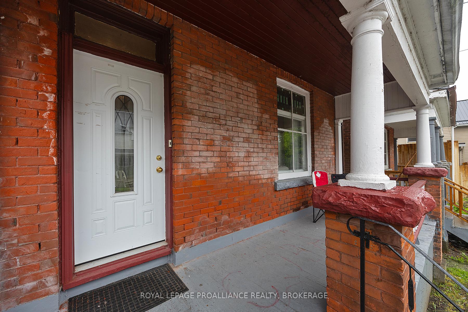 Photo 2 of 258 William Street, Kingston, Central City East — HOMEH