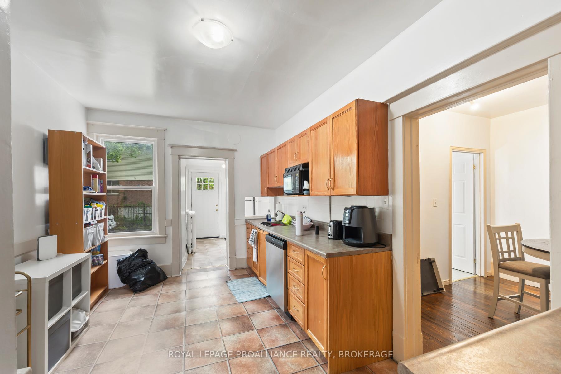 Photo 13 of 258 William Street, Kingston, Central City East — HOMEH