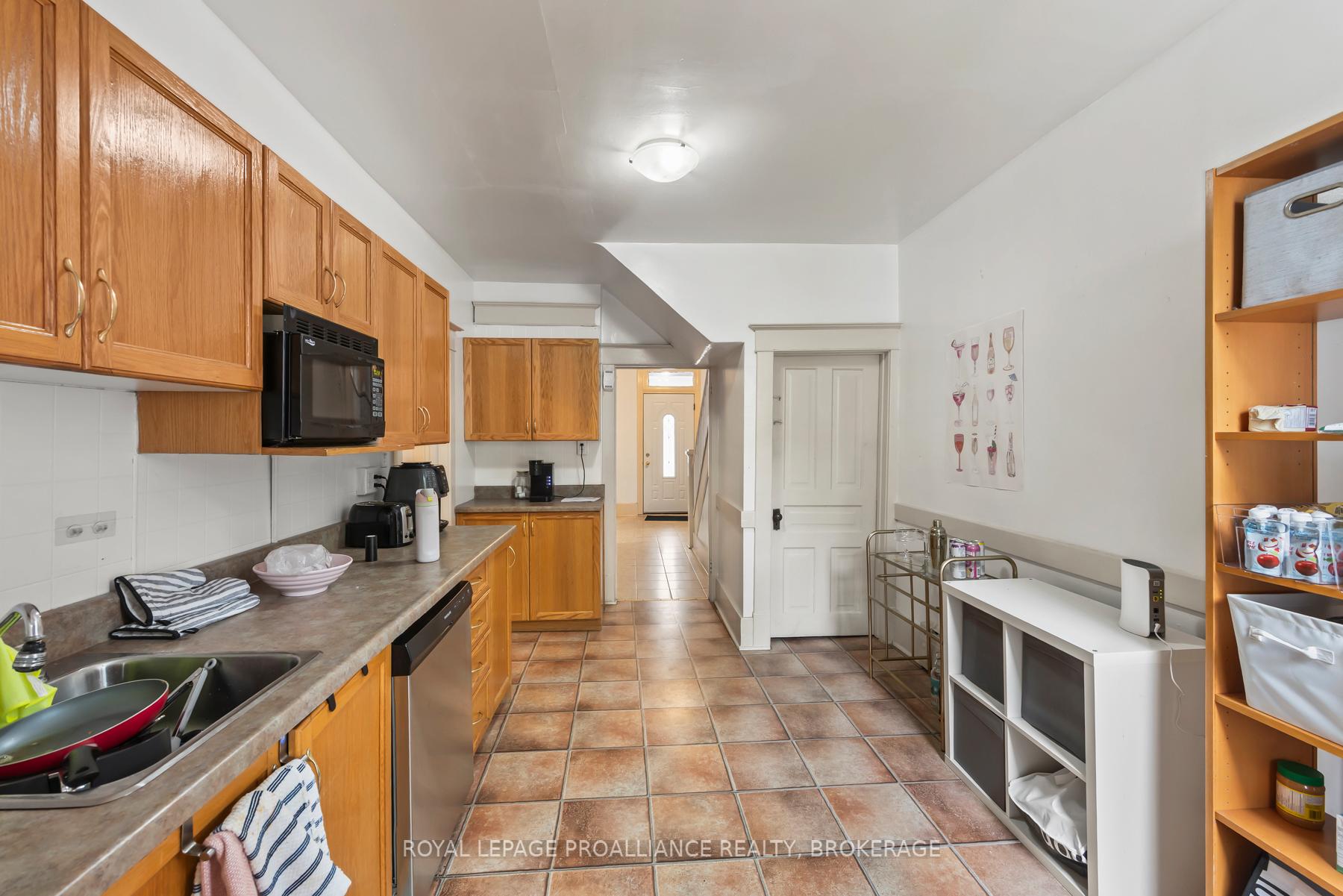 Photo 18 of 258 William Street, Kingston, Central City East — HOMEH