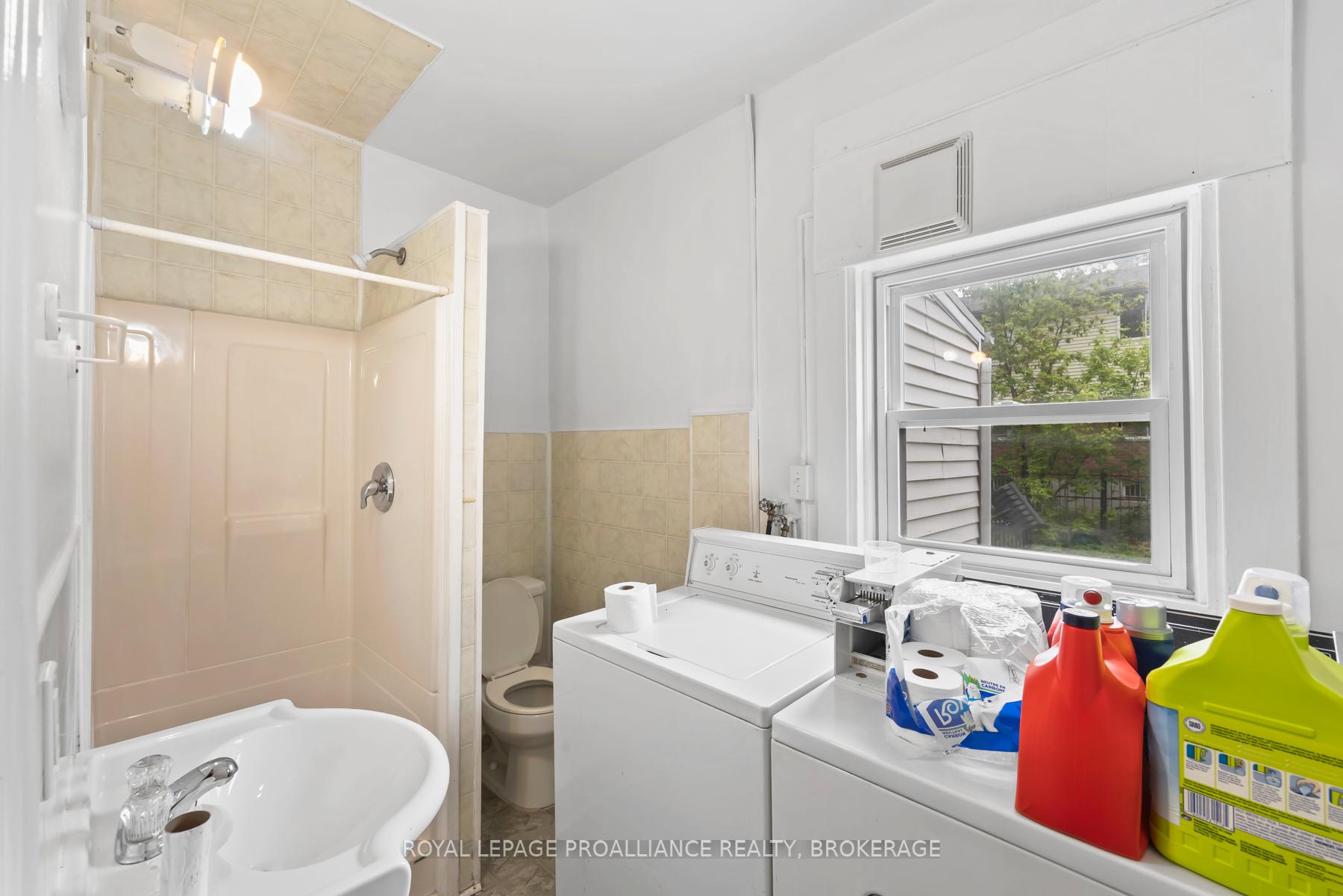 Photo 19 of 258 William Street, Kingston, Central City East — HOMEH