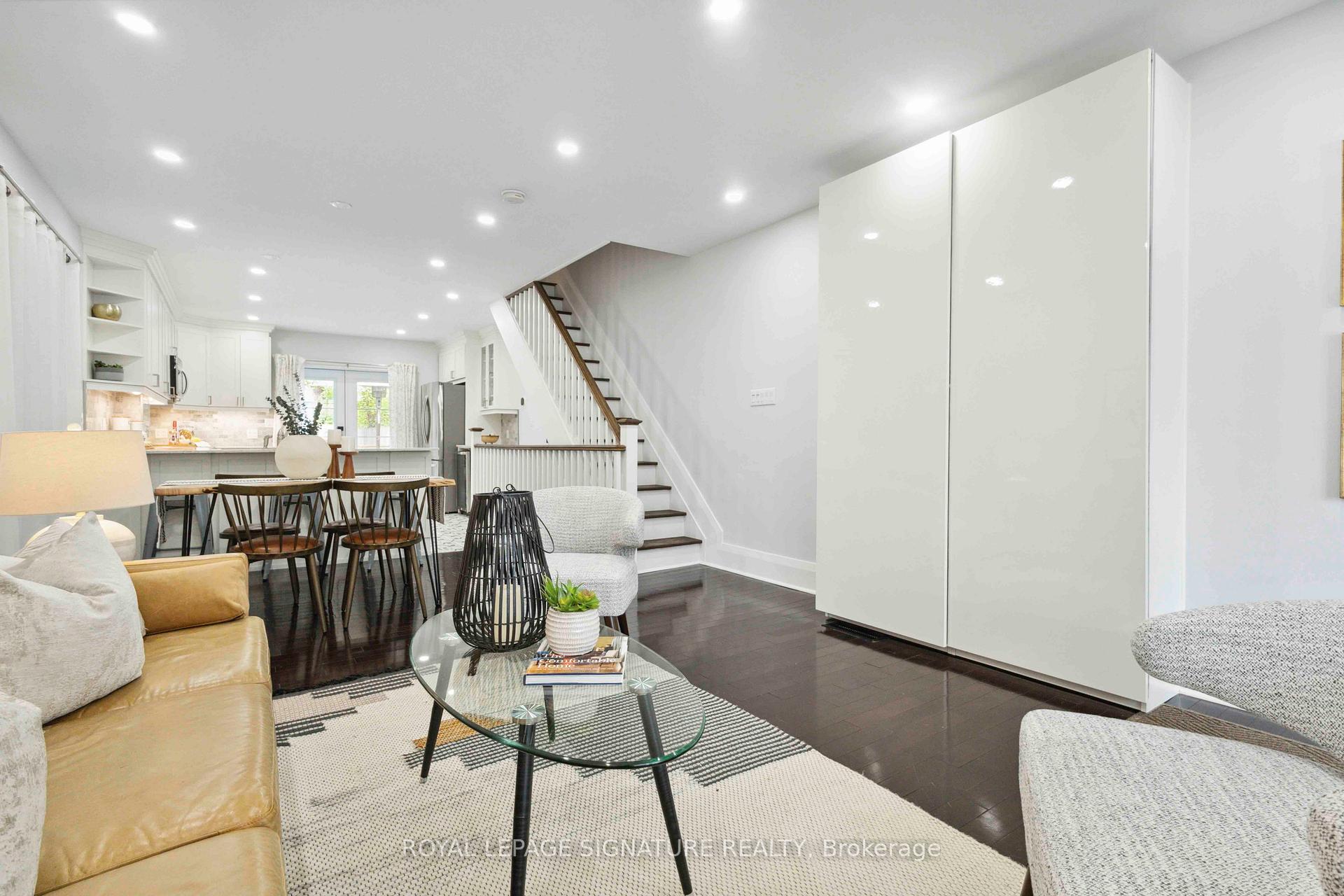 Photo 4 of 368 Coxwell Avenue, Toronto, Greenwood-Coxwell — HOMEH