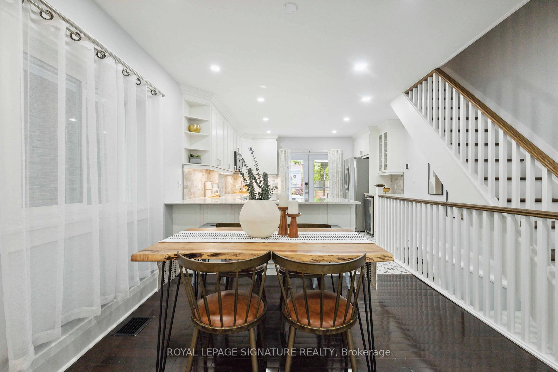 Photo 8 of 368 Coxwell Avenue, Toronto, Greenwood-Coxwell — HOMEH
