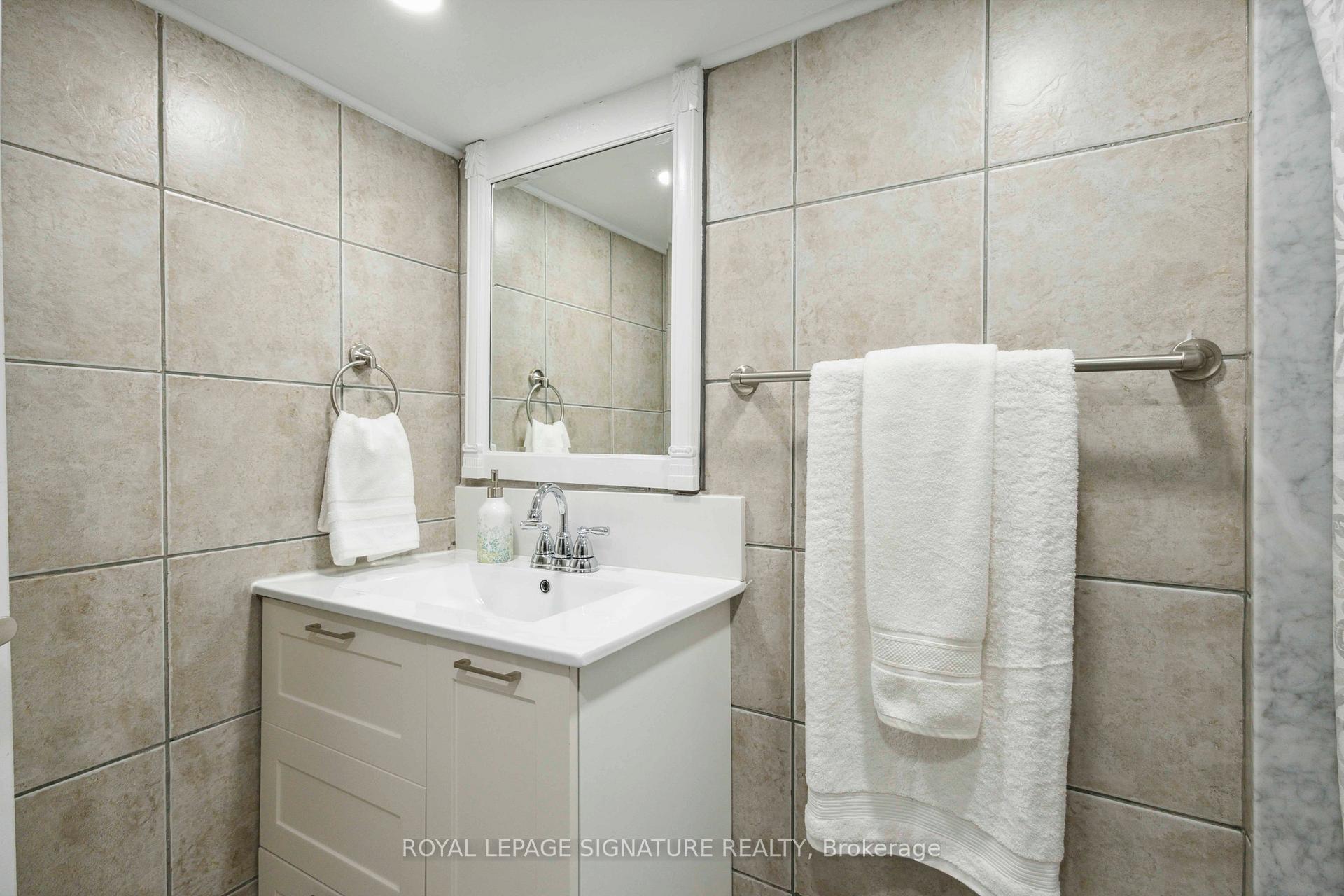 Photo 23 of 368 Coxwell Avenue, Toronto, Greenwood-Coxwell — HOMEH