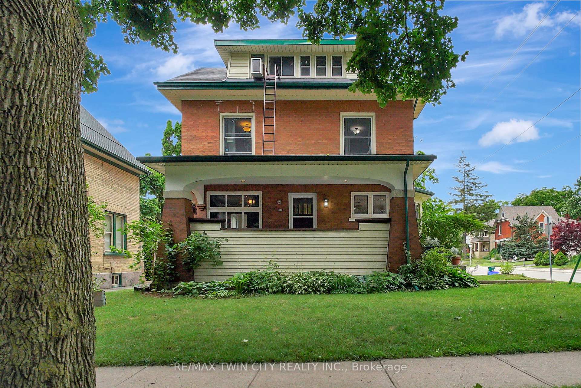Photo 3 of 67 Moore Avenue, Kitchener — HOMEH