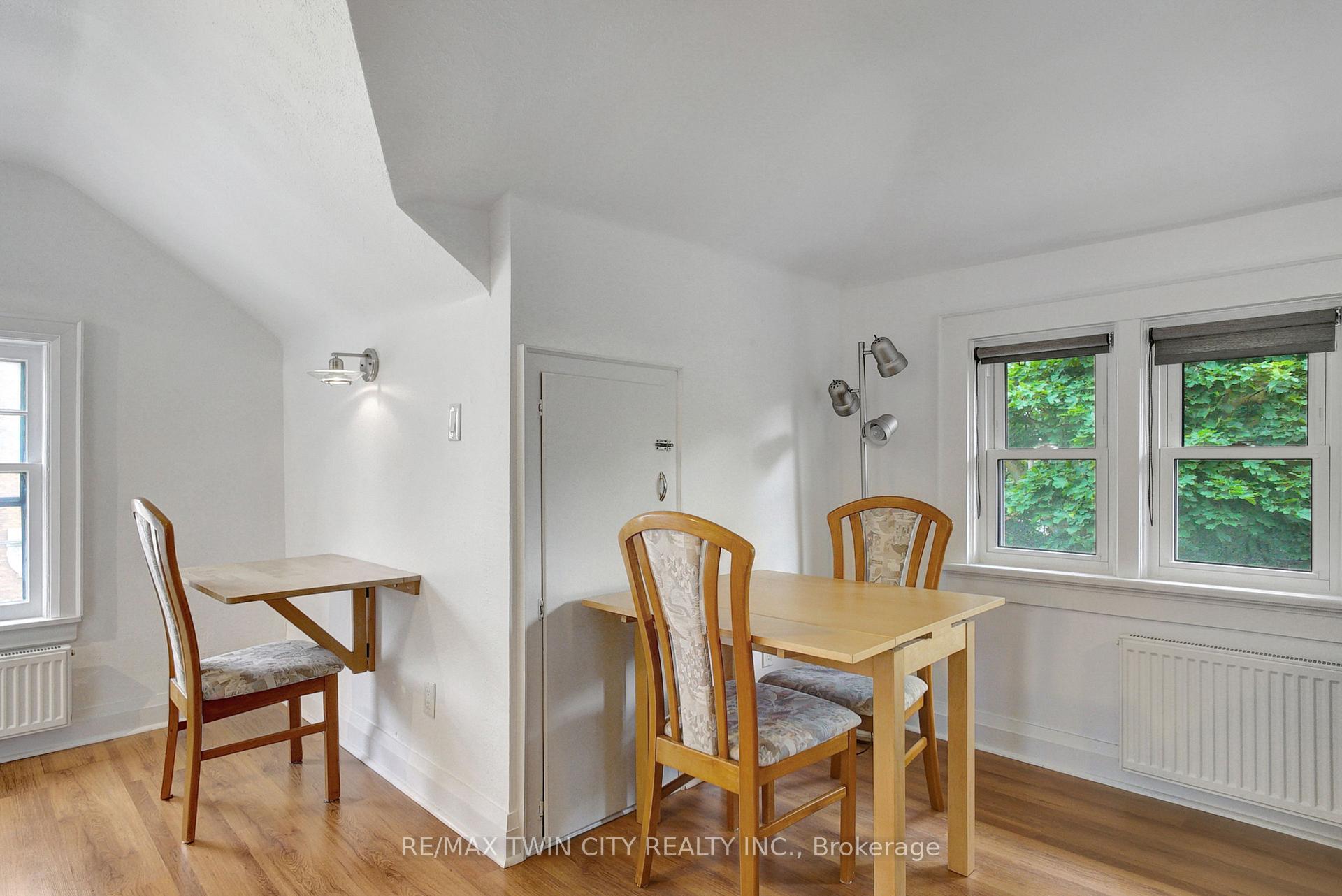 Photo 32 of 67 Moore Avenue, Kitchener — HOMEH