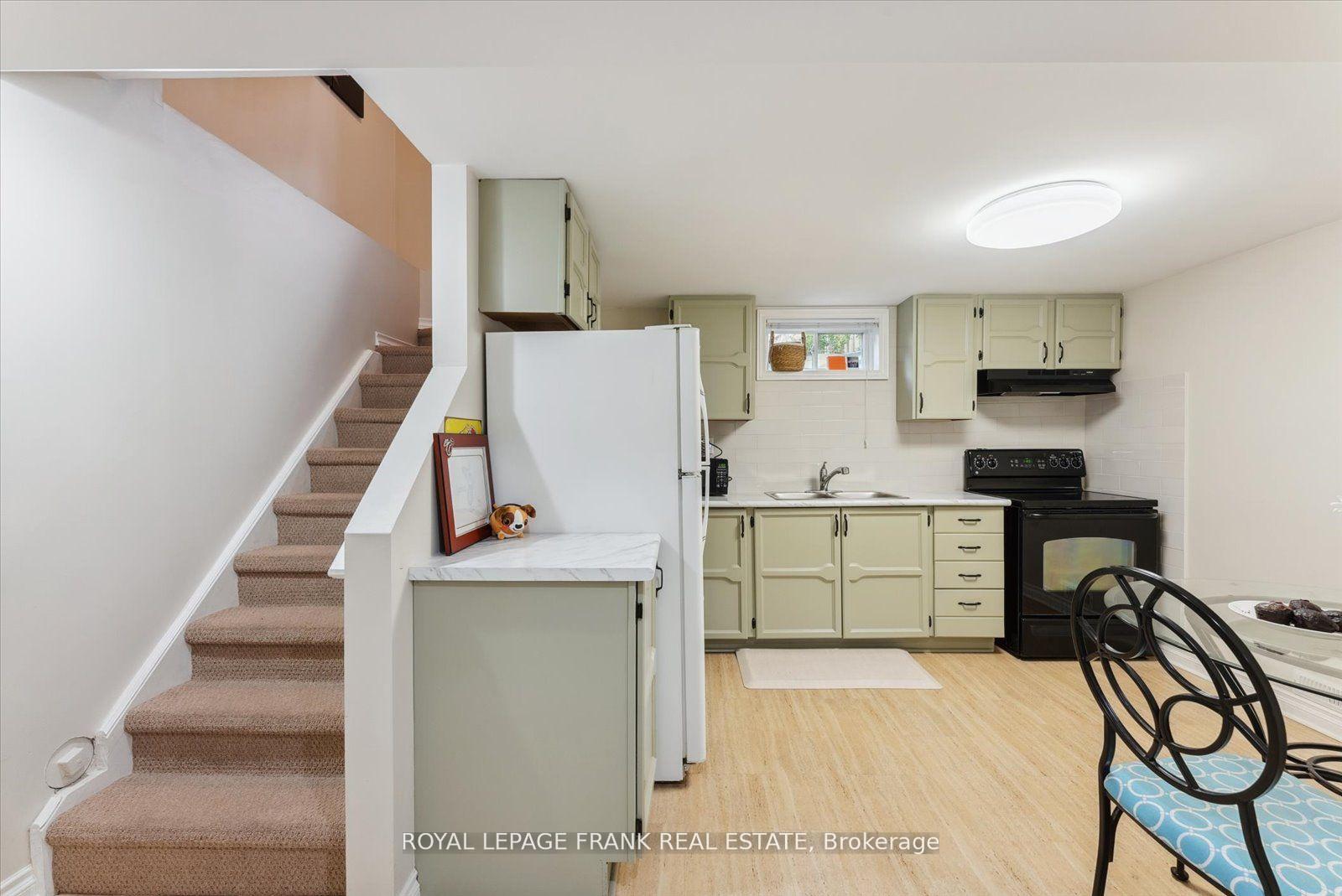 Photo 21 of 14 Mattawa Court, Whitby, Lynde Creek — HOMEH