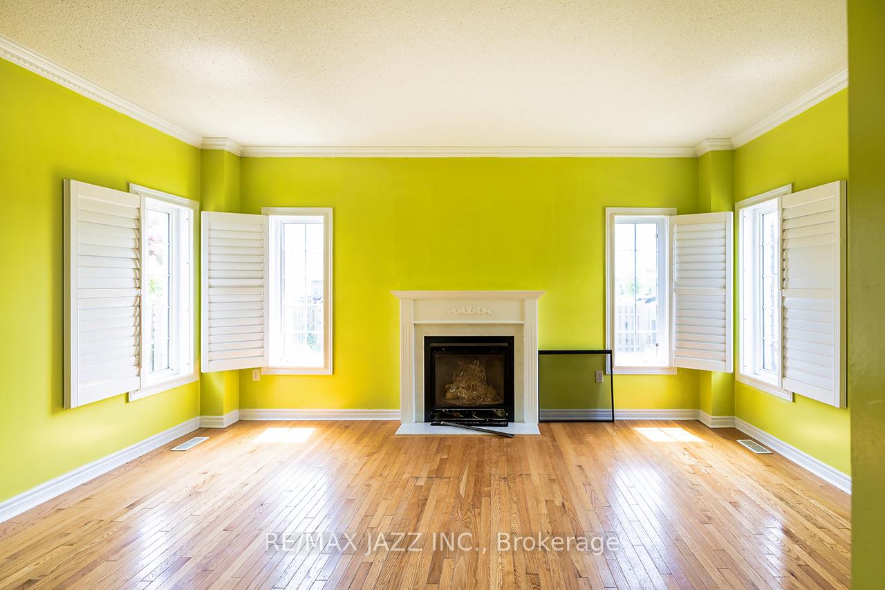 Photo 29 of 57 McBride Avenue, Clarington, Bowmanville — HOMEH