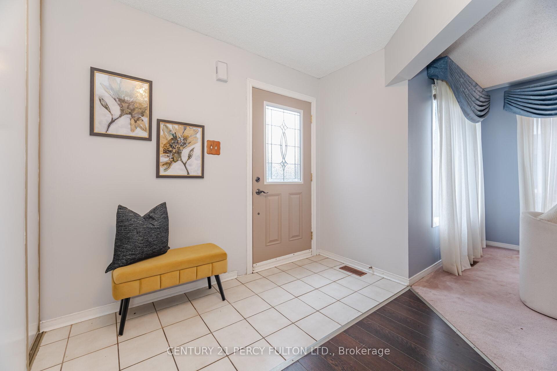 Photo 5 of 42 Bennett Avenue, Ajax, Central — HOMEH