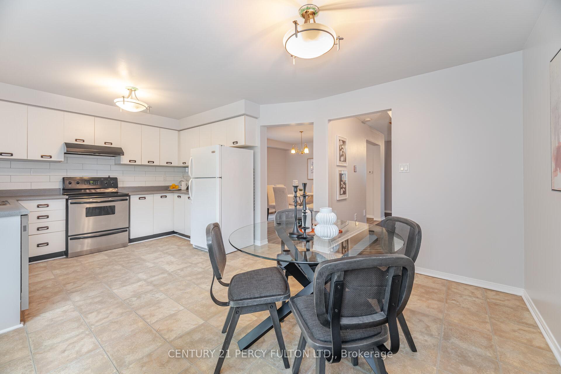 Photo 9 of 42 Bennett Avenue, Ajax, Central — HOMEH