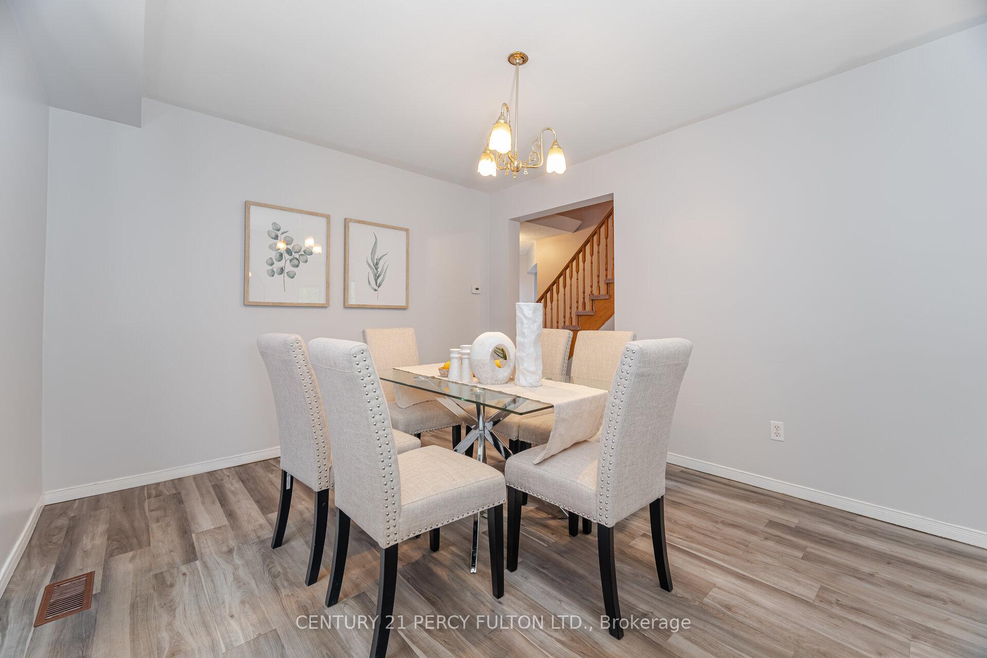 Photo 13 of 42 Bennett Avenue, Ajax, Central — HOMEH