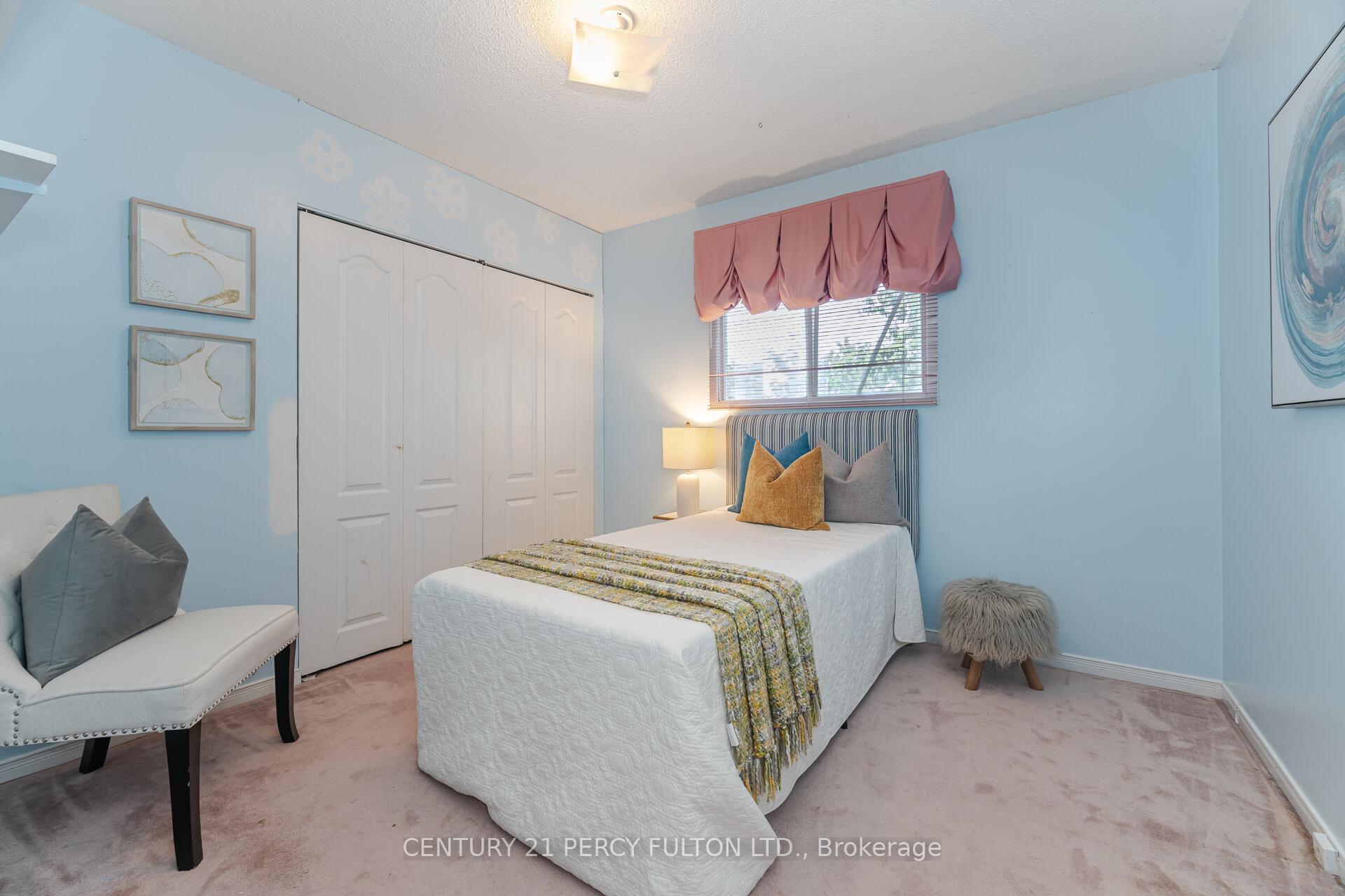 Photo 38 of 42 Bennett Avenue, Ajax, Central — HOMEH