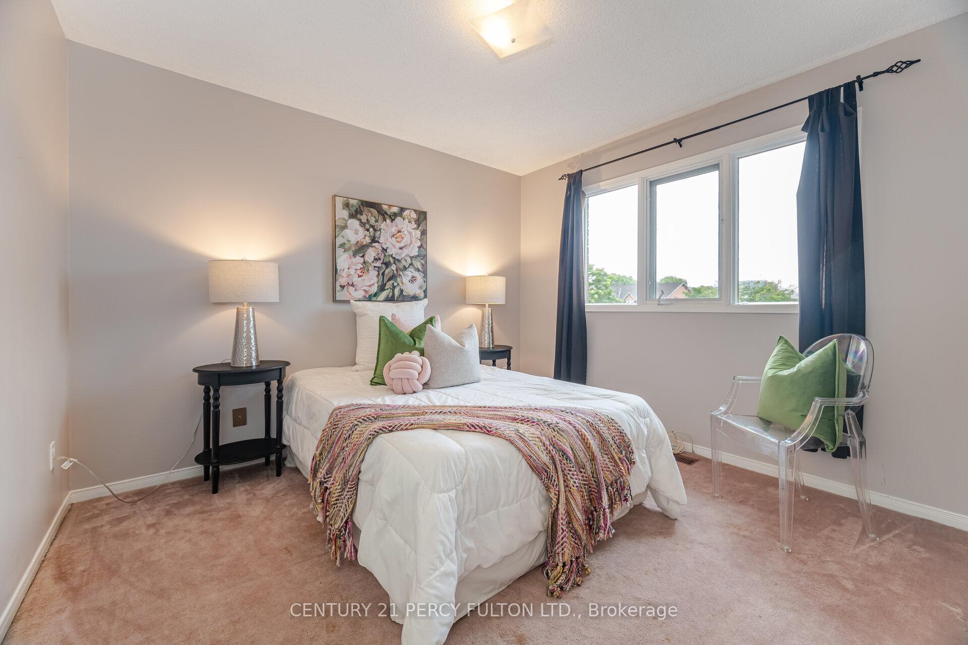 Photo 41 of 42 Bennett Avenue, Ajax, Central — HOMEH