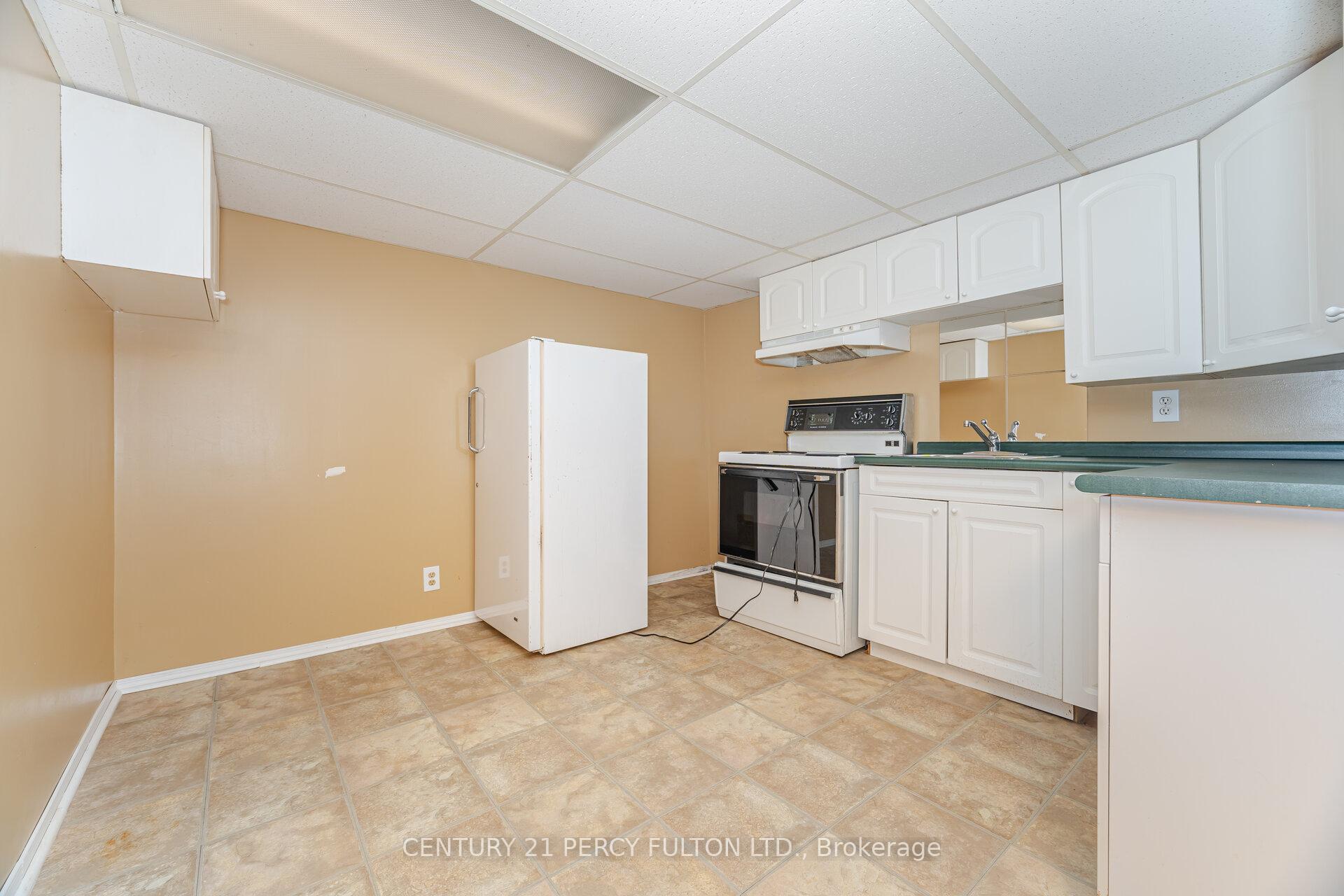 Photo 29 of 42 Bennett Avenue, Ajax, Central — HOMEH