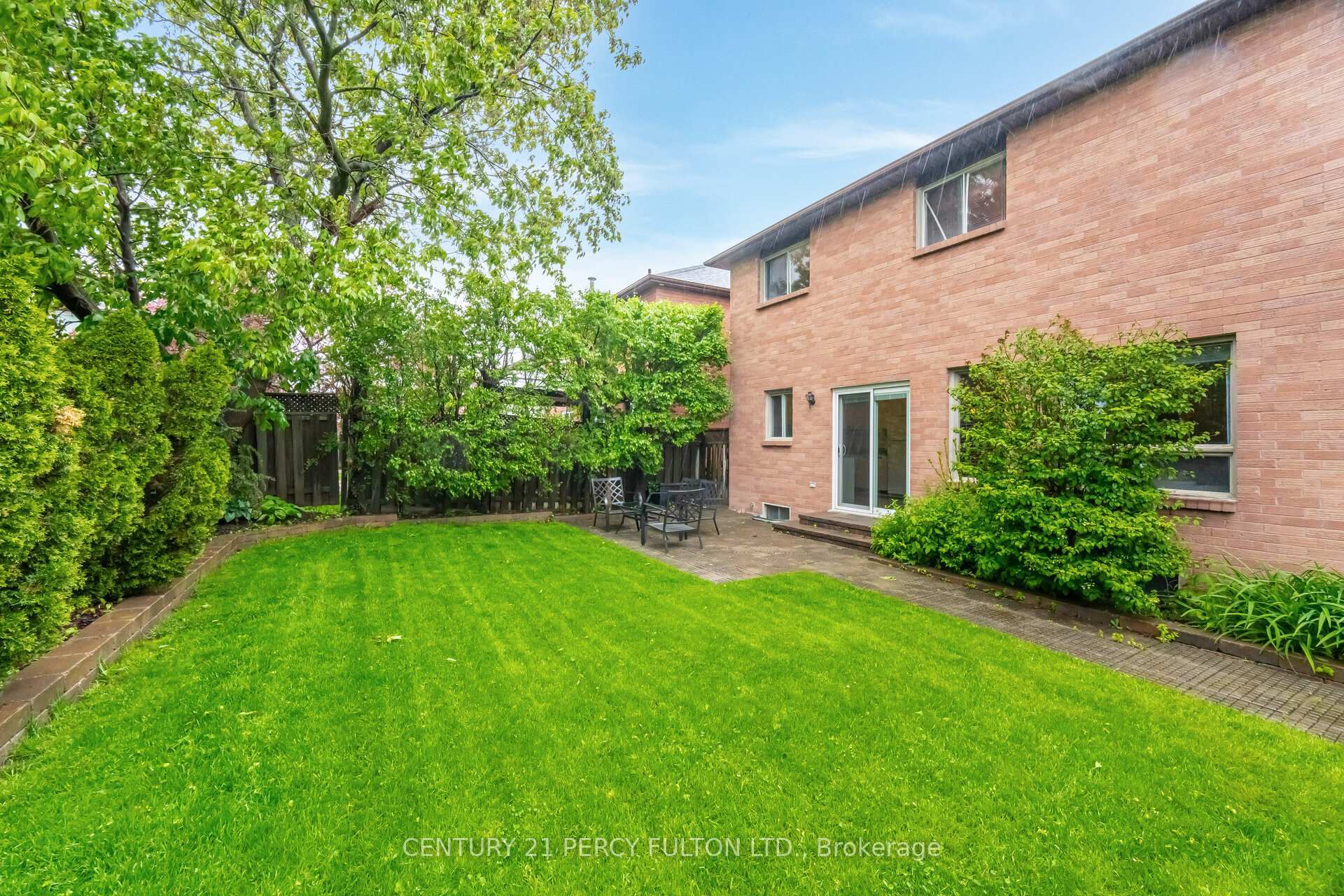 Photo 44 of 42 Bennett Avenue, Ajax, Central — HOMEH