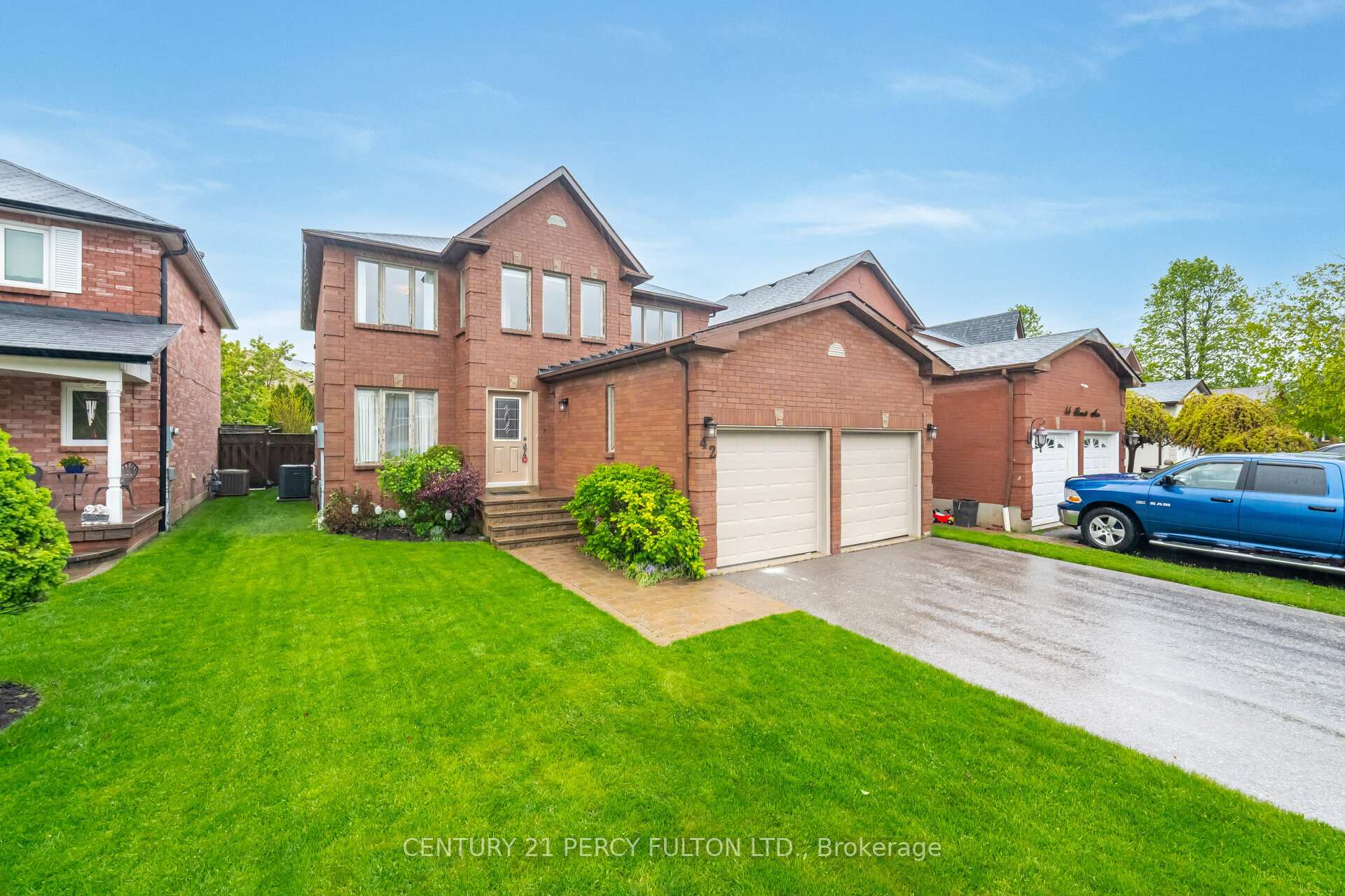 Photo 36 of 42 Bennett Avenue, Ajax, Central — HOMEH