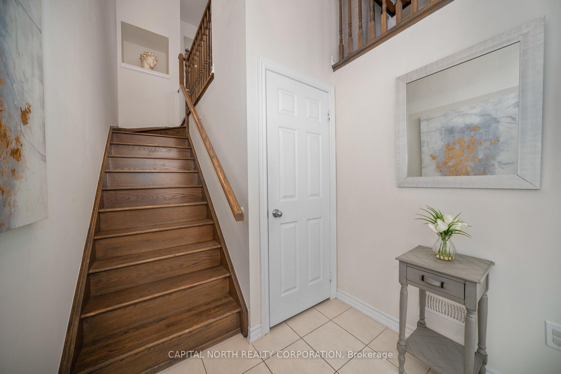 Photo 5 of 128 Sunset Terrace, Vaughan, Vellore Village — HOMEH