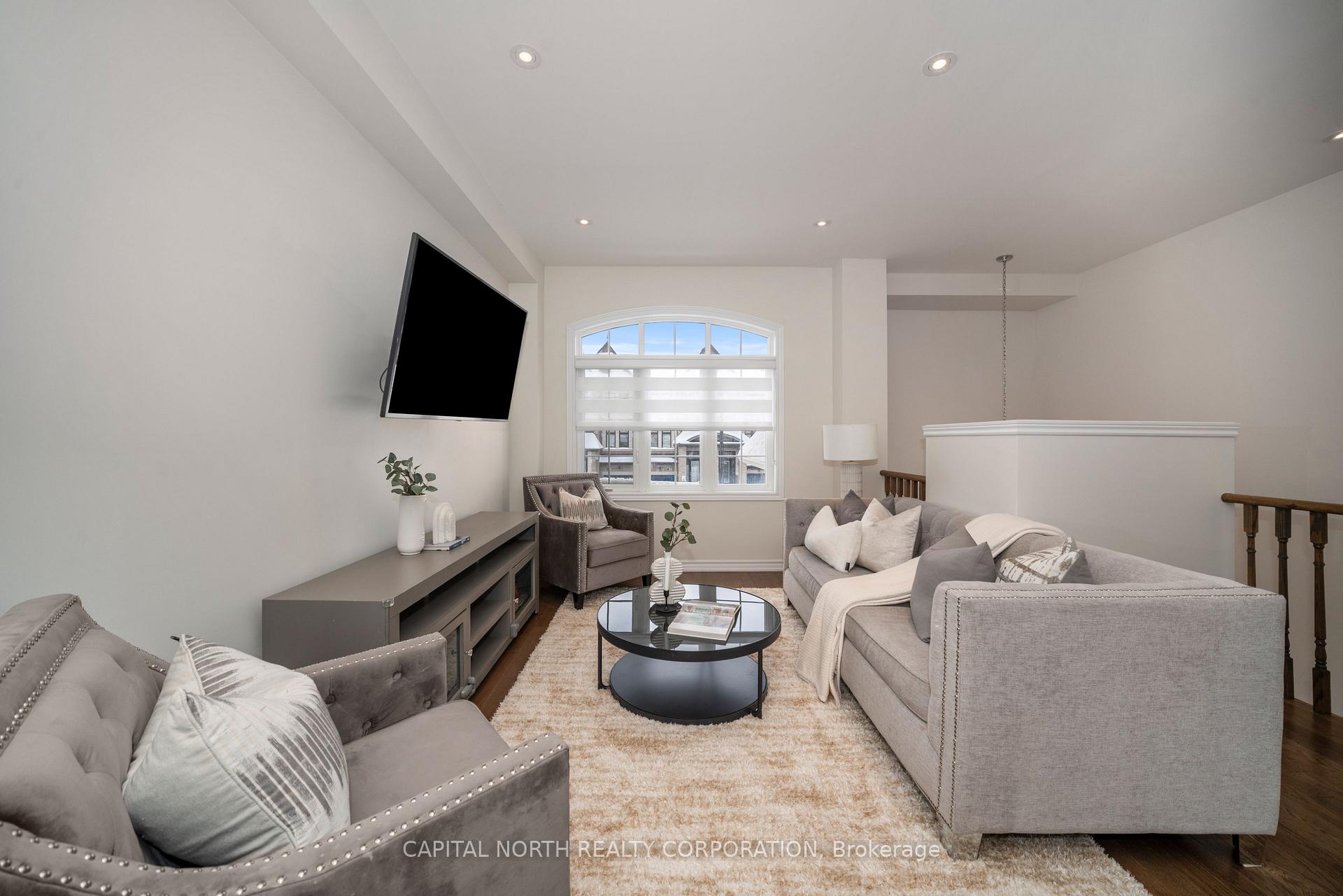 Photo 4 of 128 Sunset Terrace, Vaughan, Vellore Village — HOMEH