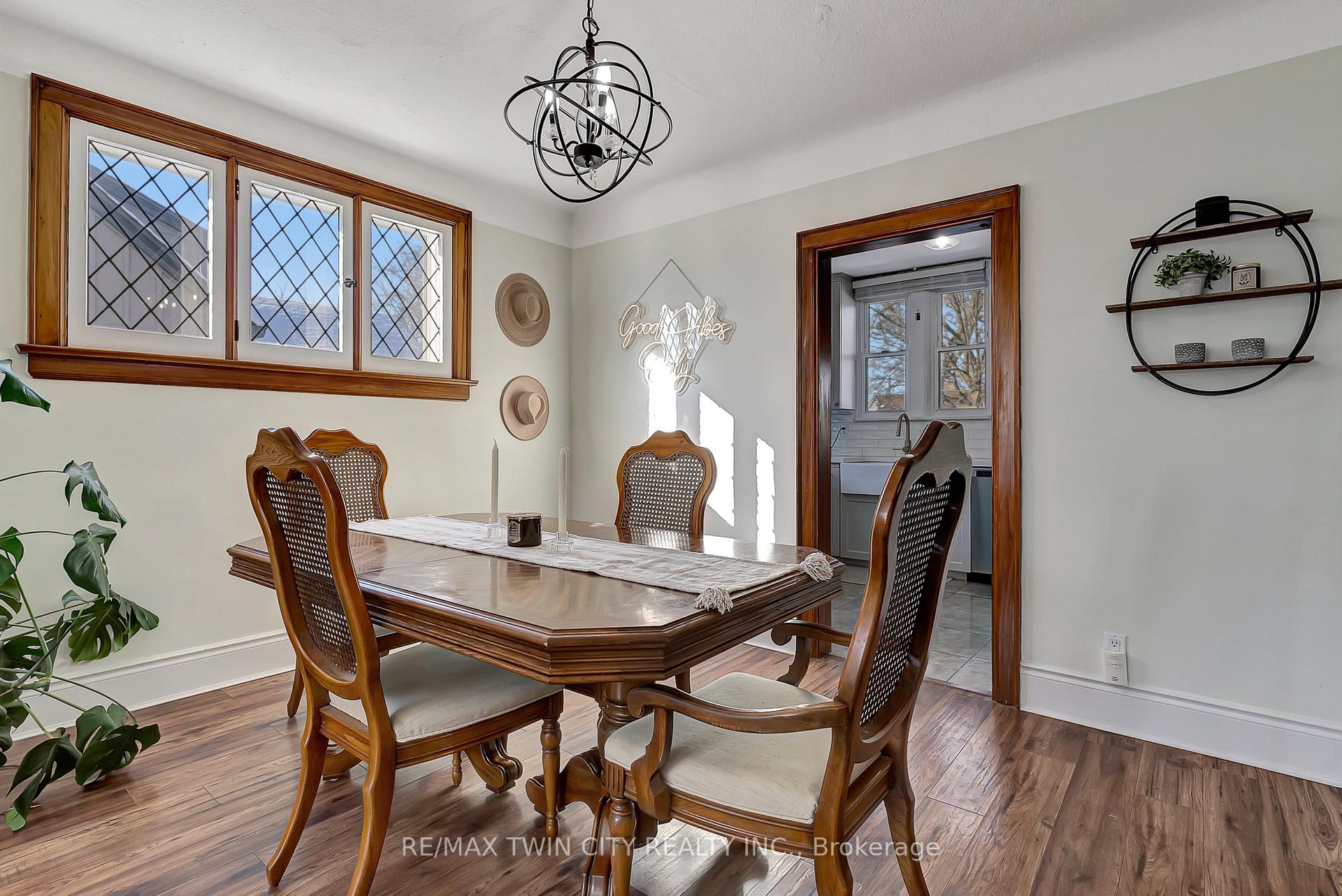 Photo 10 of 34 Augusta Street, Cambridge — HOMEH