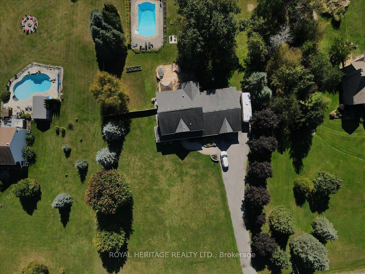 Photo 2 of 16 Stone Sound, Scugog, Port Perry — HOMEH