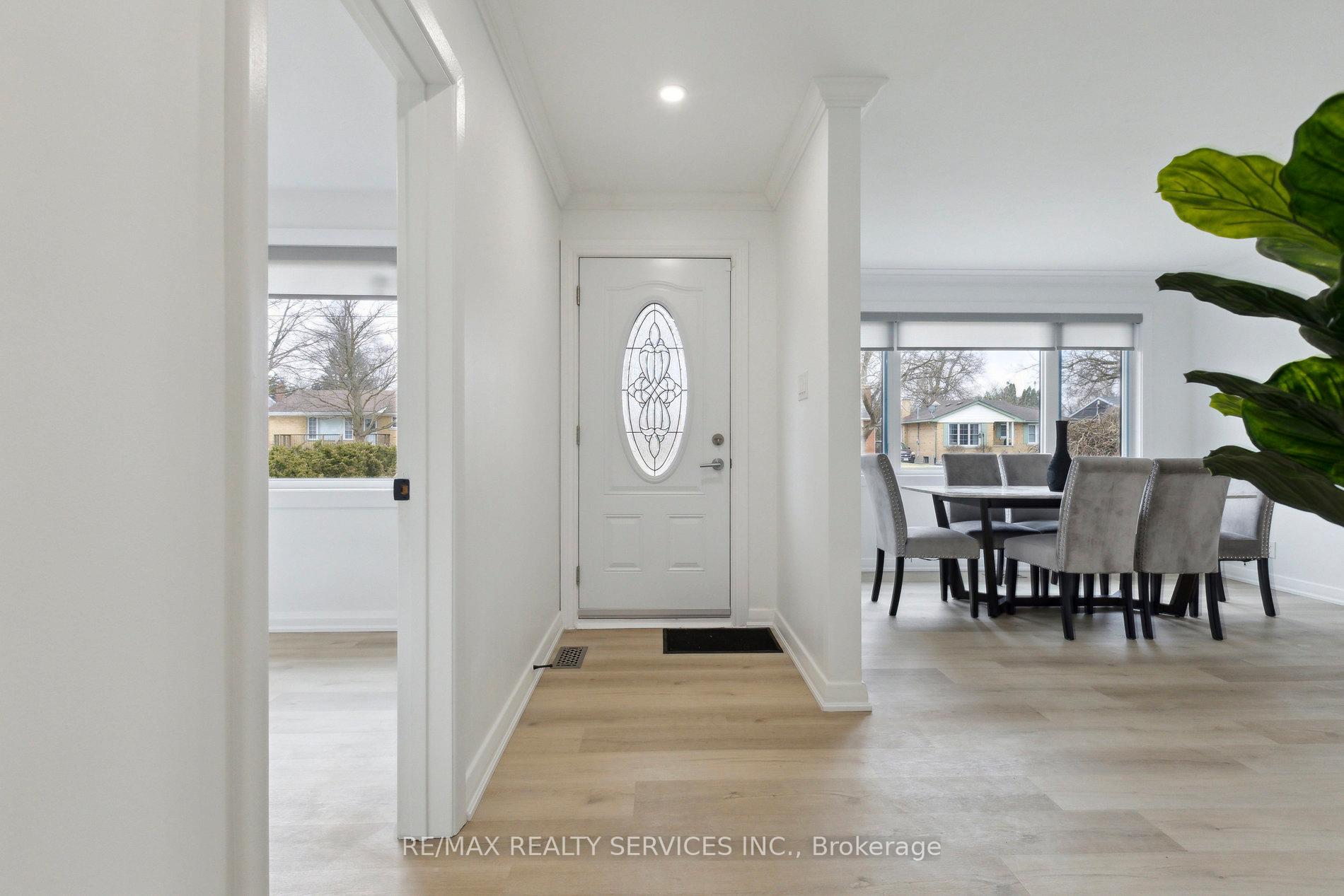 Photo 12 of 48 Chelsea Road, Kitchener — HOMEH