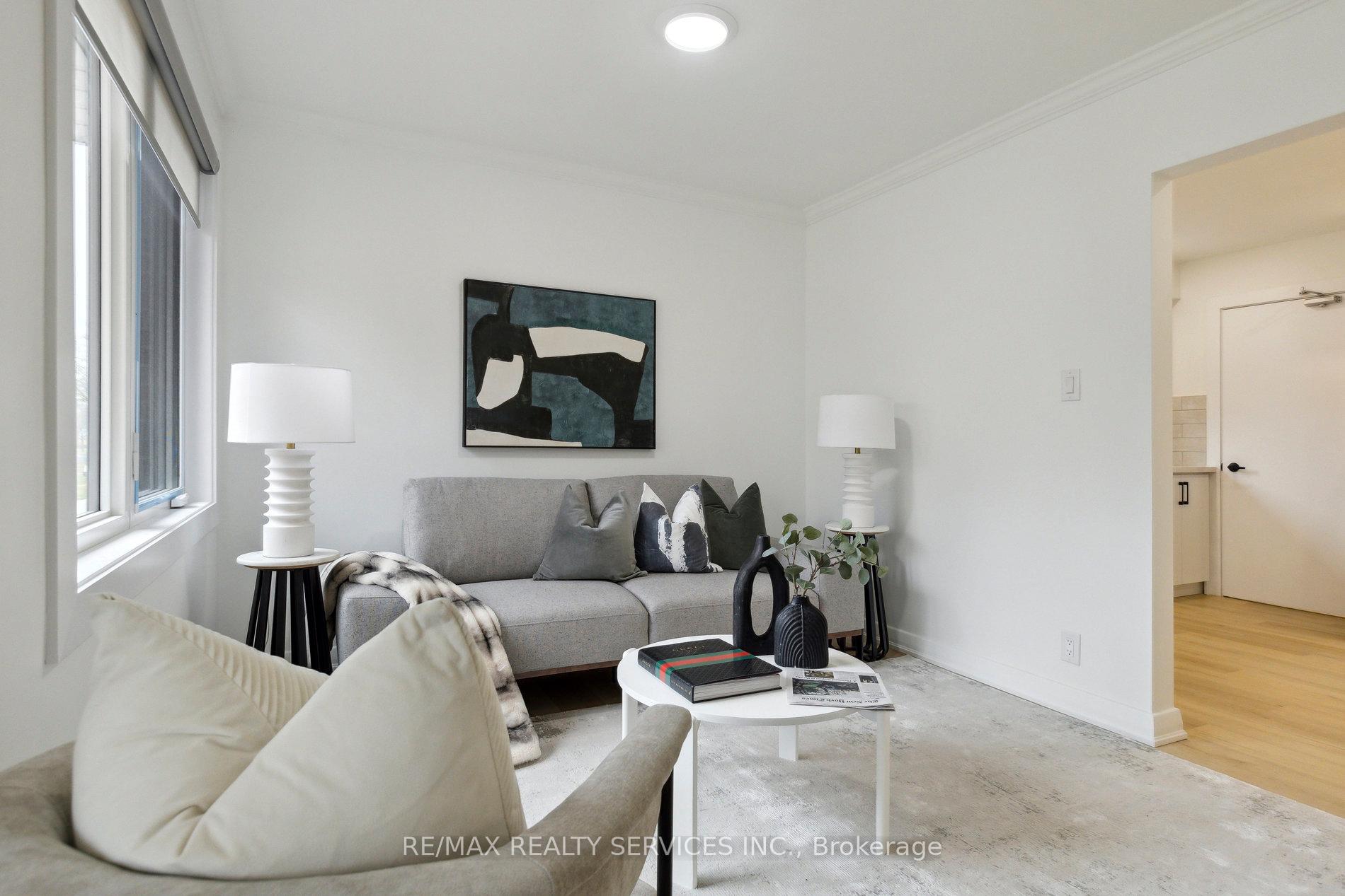 Photo 9 of 48 Chelsea Road, Kitchener — HOMEH