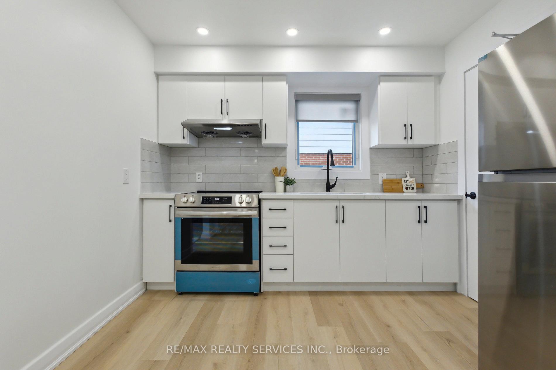 Photo 13 of 48 Chelsea Road, Kitchener — HOMEH
