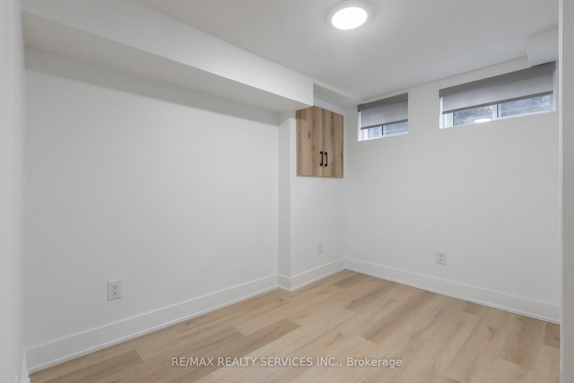 Photo 39 of 48 Chelsea Road, Kitchener — HOMEH