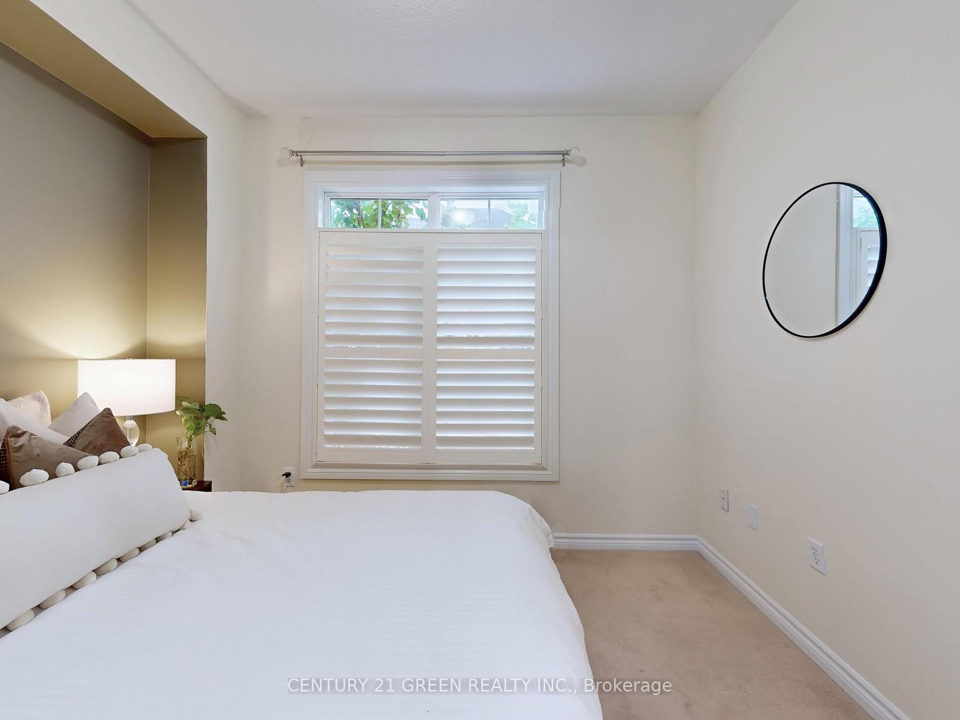 Photo 10 of 25 Wicker Park Way, Whitby, Pringle Creek — HOMEH