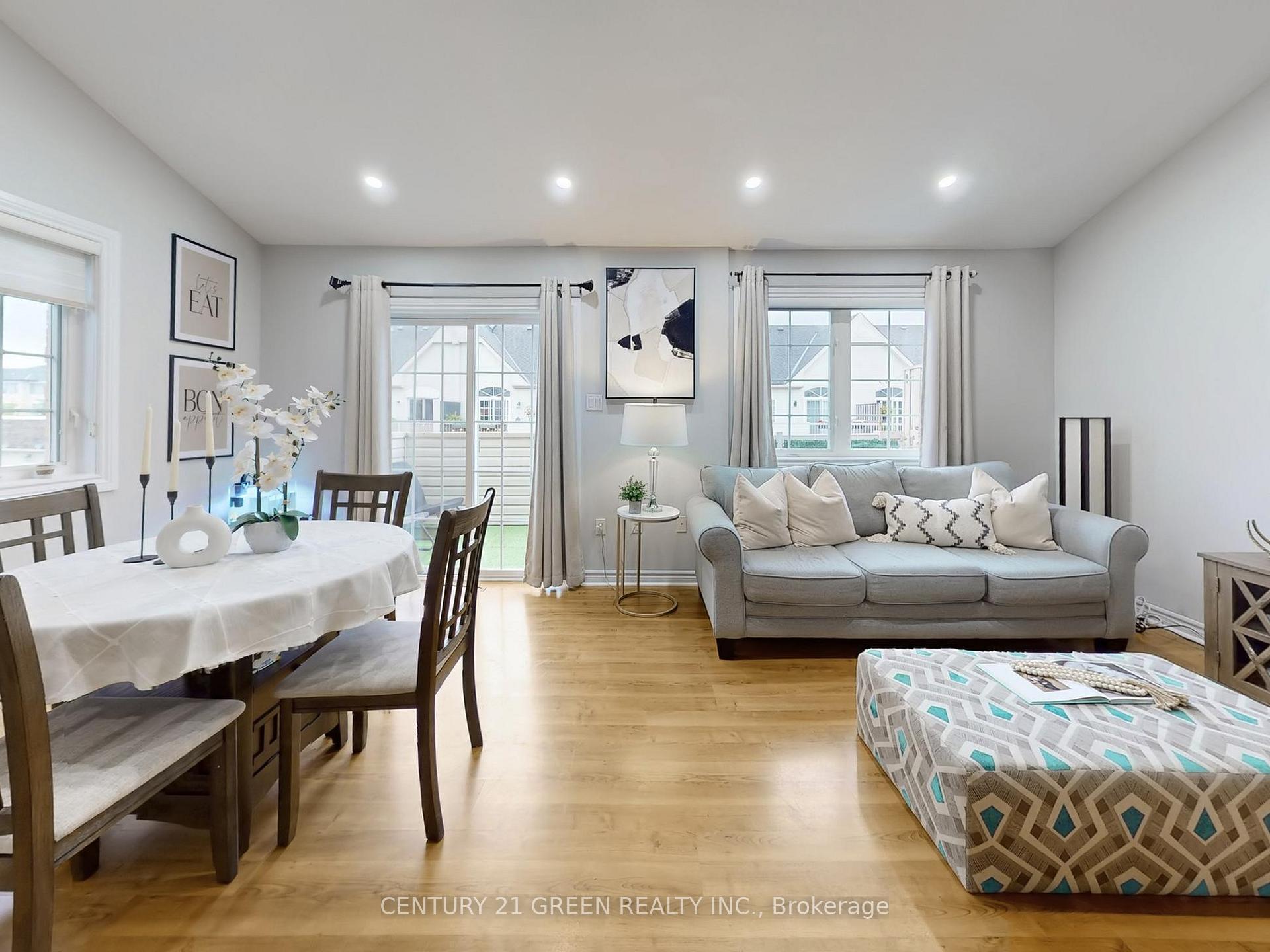 Photo 19 of 25 Wicker Park Way, Whitby, Pringle Creek — HOMEH