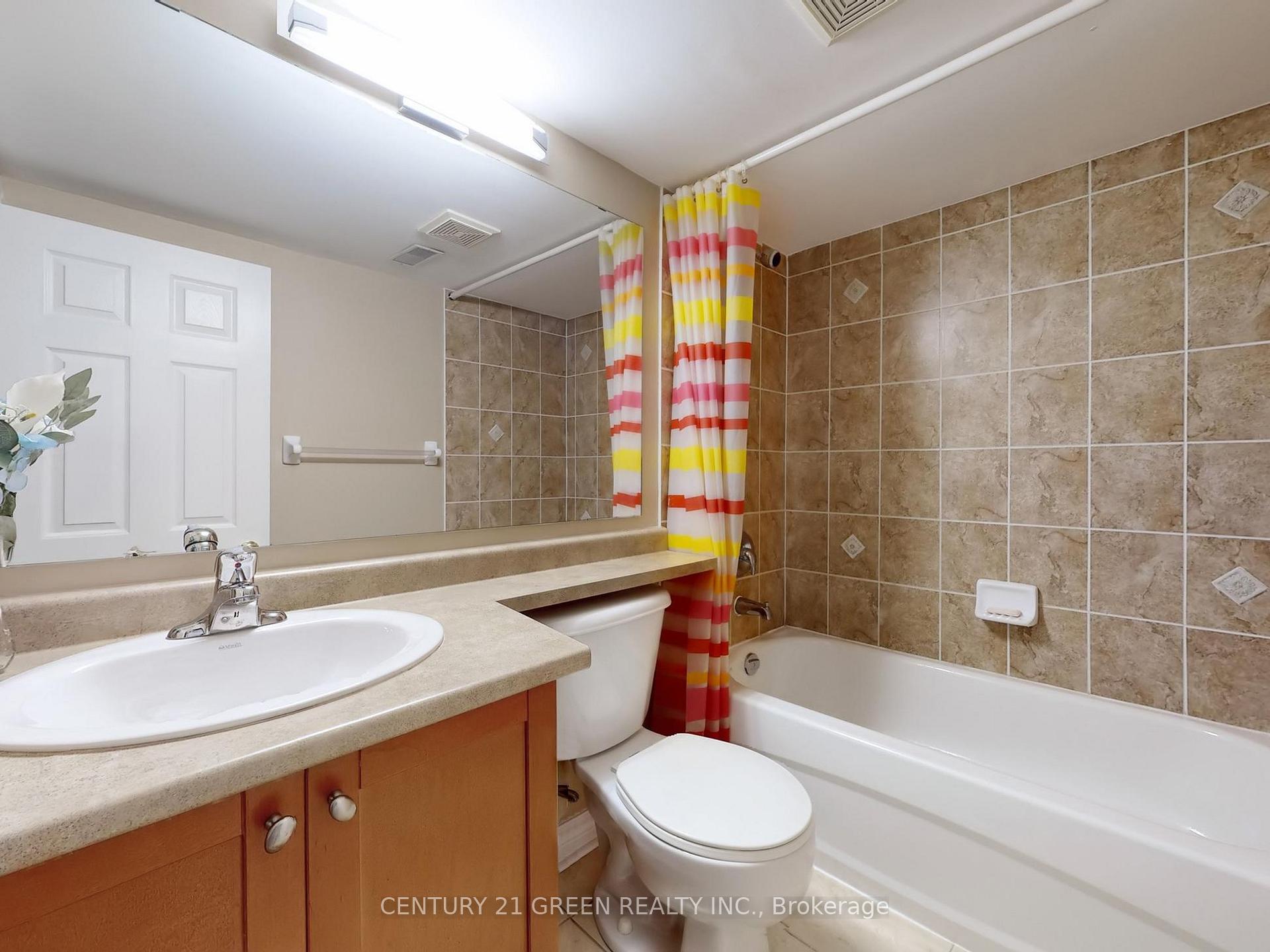 Photo 33 of 25 Wicker Park Way, Whitby, Pringle Creek — HOMEH