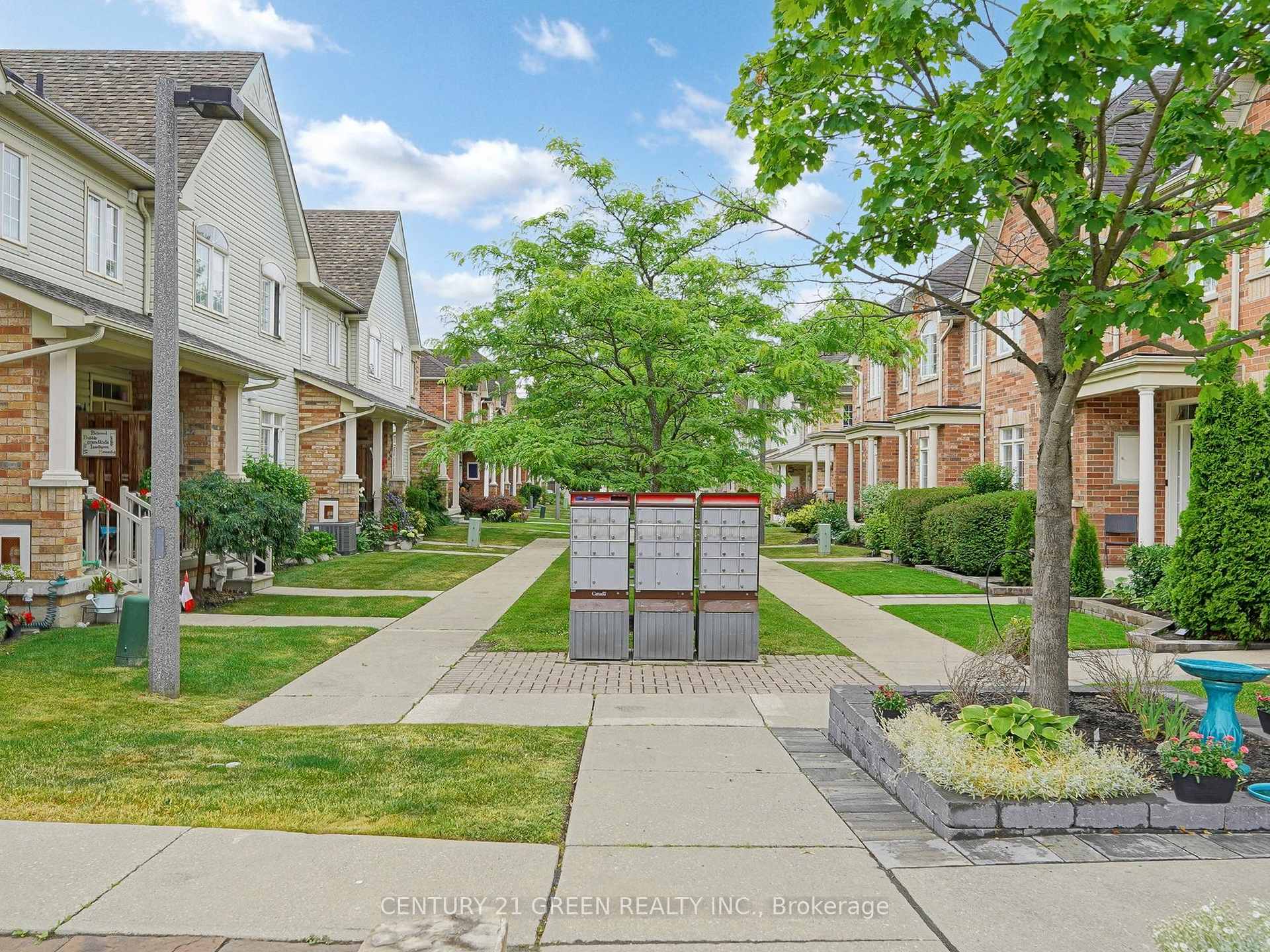 Photo 39 of 25 Wicker Park Way, Whitby, Pringle Creek — HOMEH