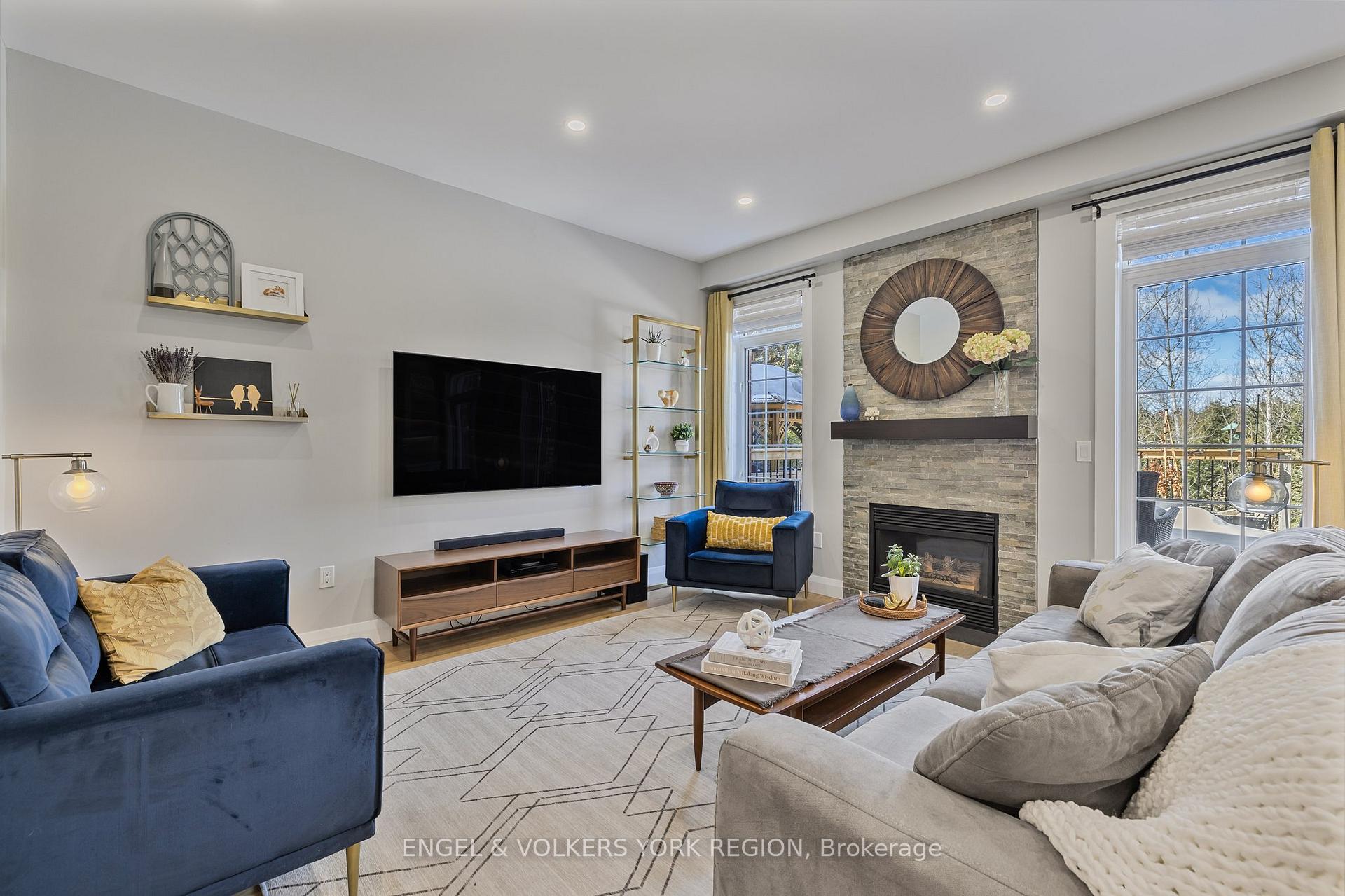 Photo 25 of 46 Ballymore Drive, Aurora, Bayview Wellington — HOMEH