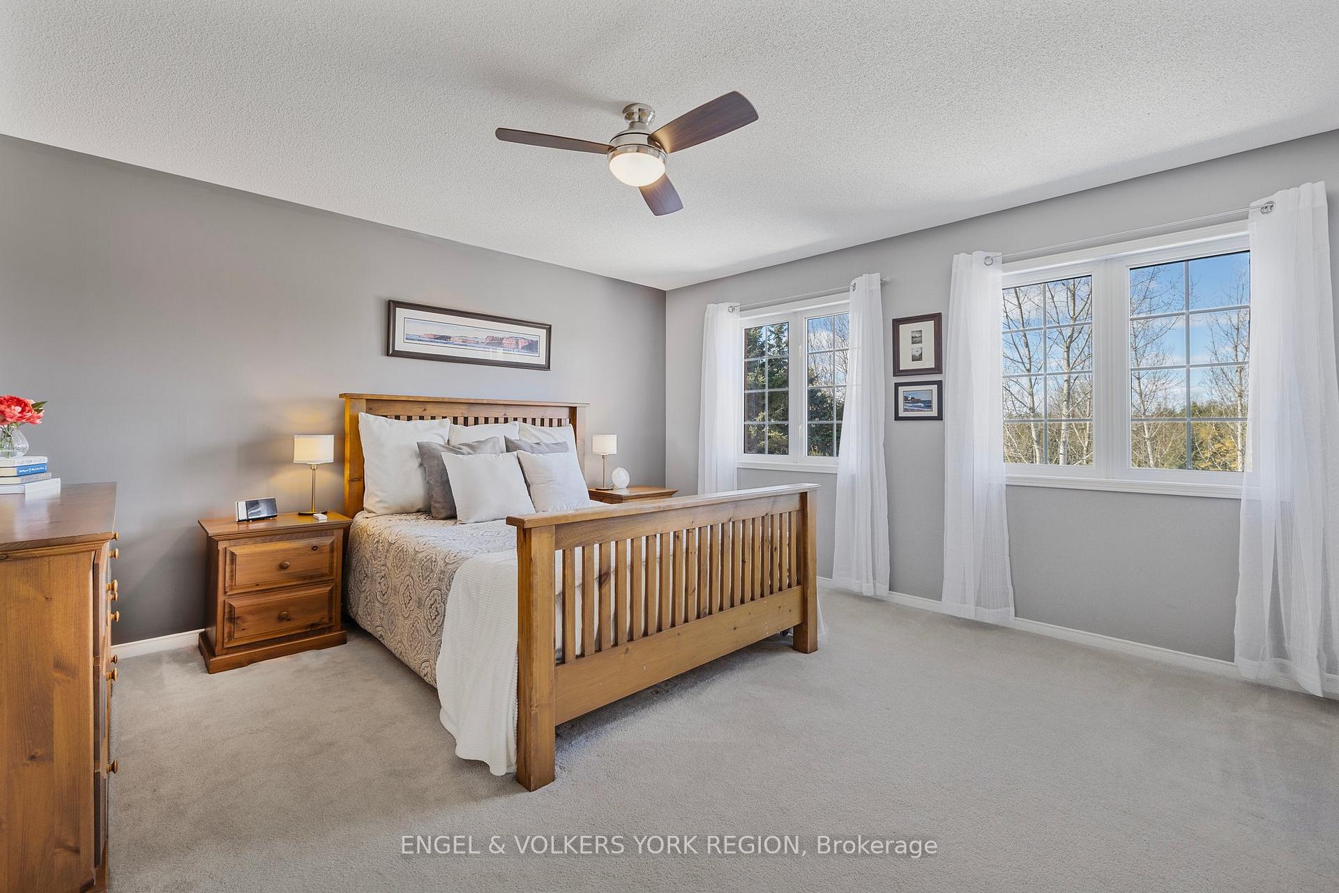 Photo 14 of 46 Ballymore Drive, Aurora, Bayview Wellington — HOMEH