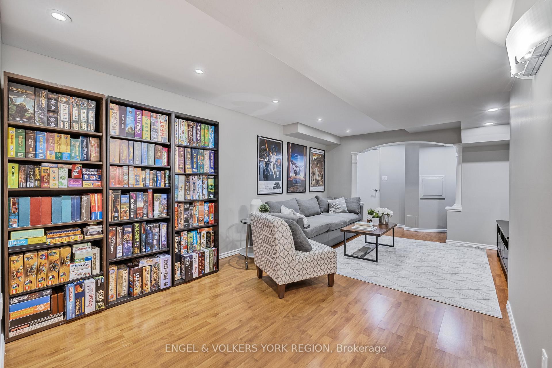 Photo 48 of 46 Ballymore Drive, Aurora, Bayview Wellington — HOMEH