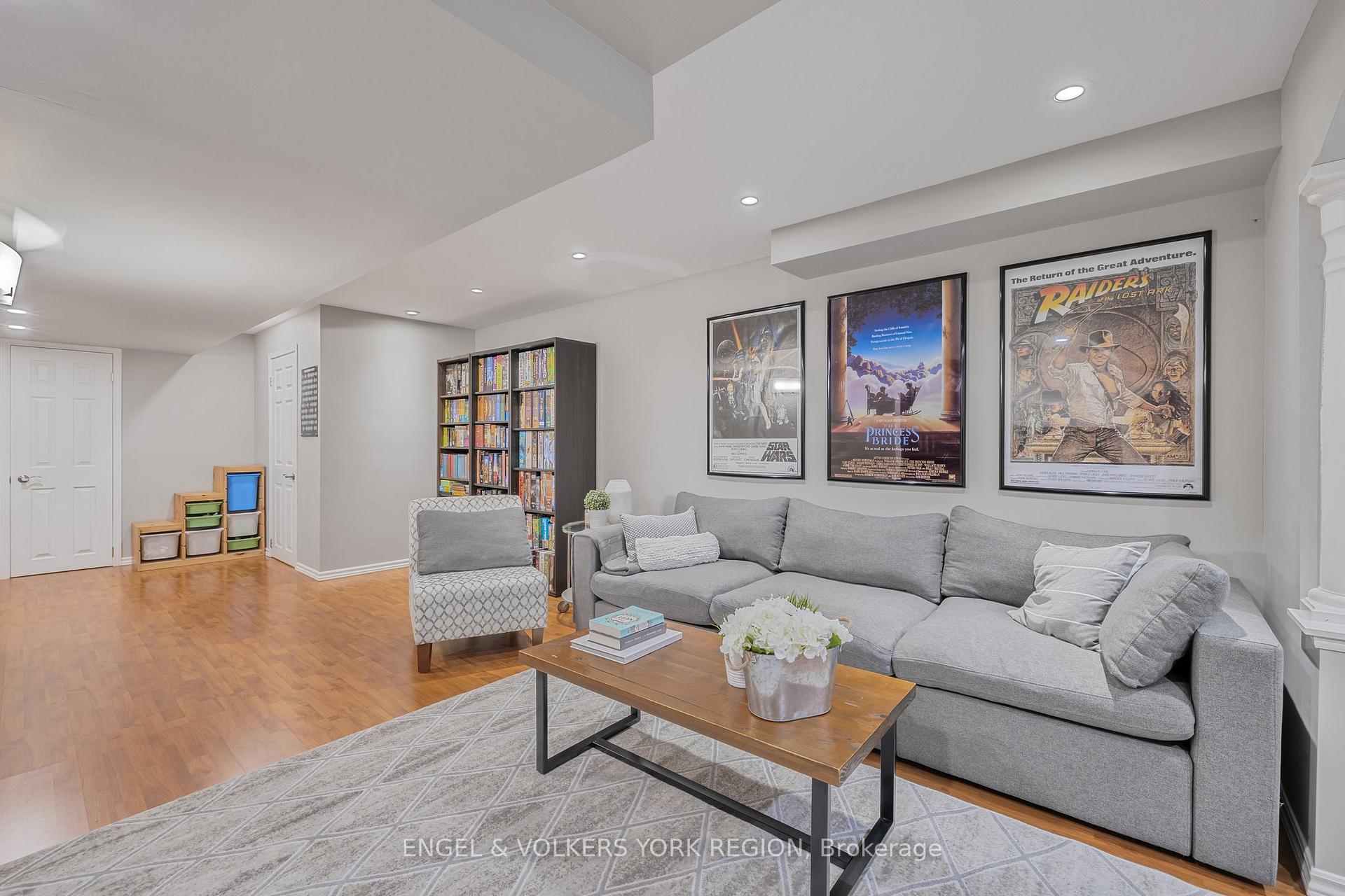 Photo 40 of 46 Ballymore Drive, Aurora, Bayview Wellington — HOMEH