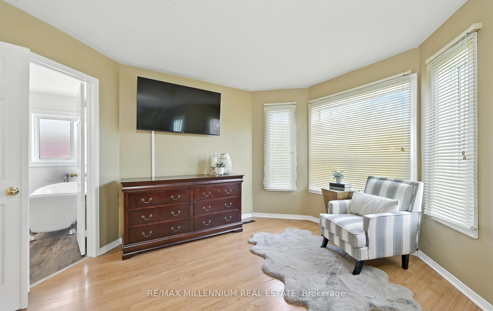 Photo 22 of 70 Strickland Drive, Ajax, Central West — HOMEH