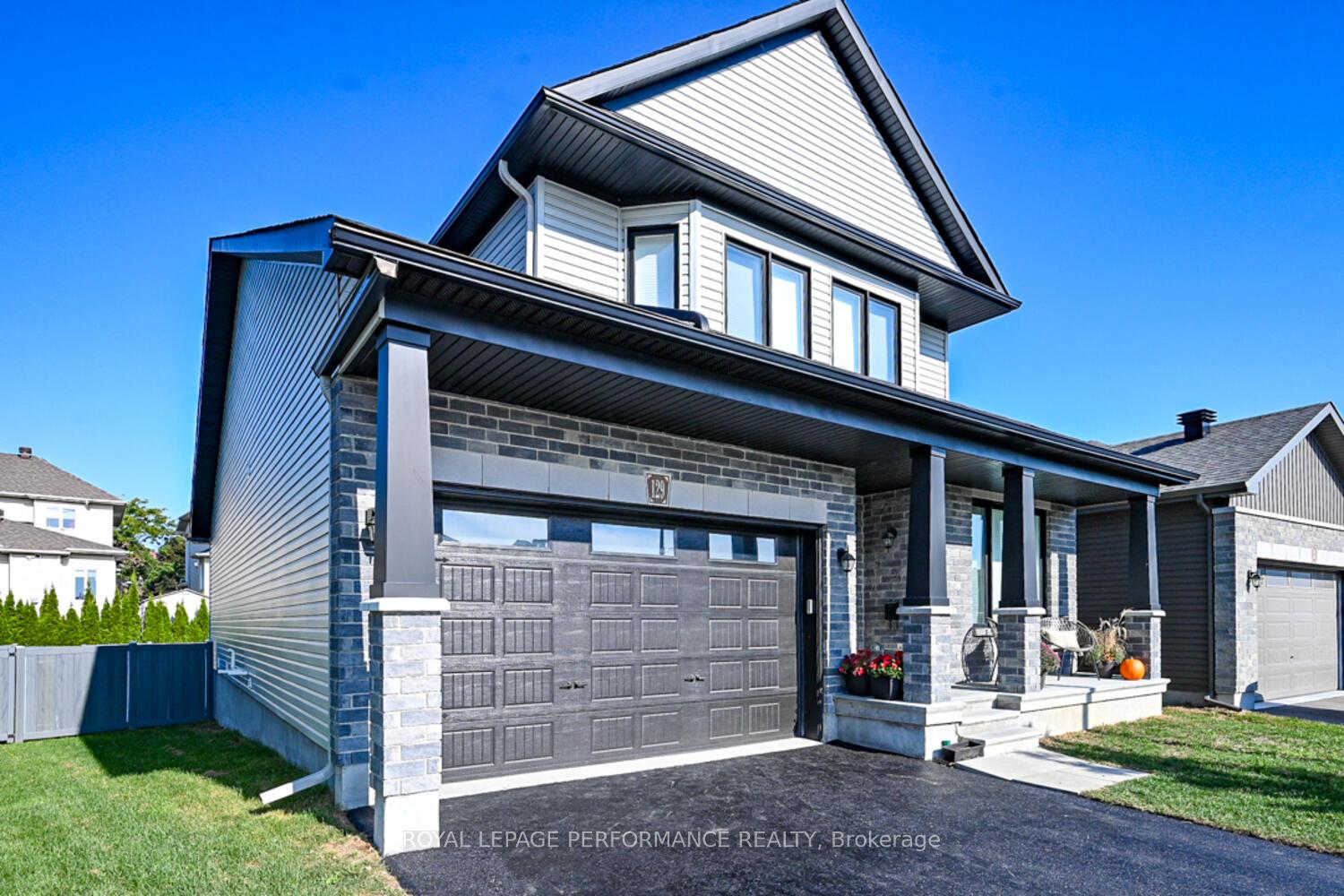 Photo 4 of 129 Hickstead Way, Ottawa, Stittsville (South) — HOMEH