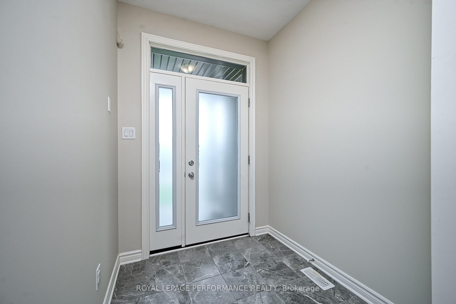 Photo 3 of 129 Hickstead Way, Ottawa, Stittsville (South) — HOMEH