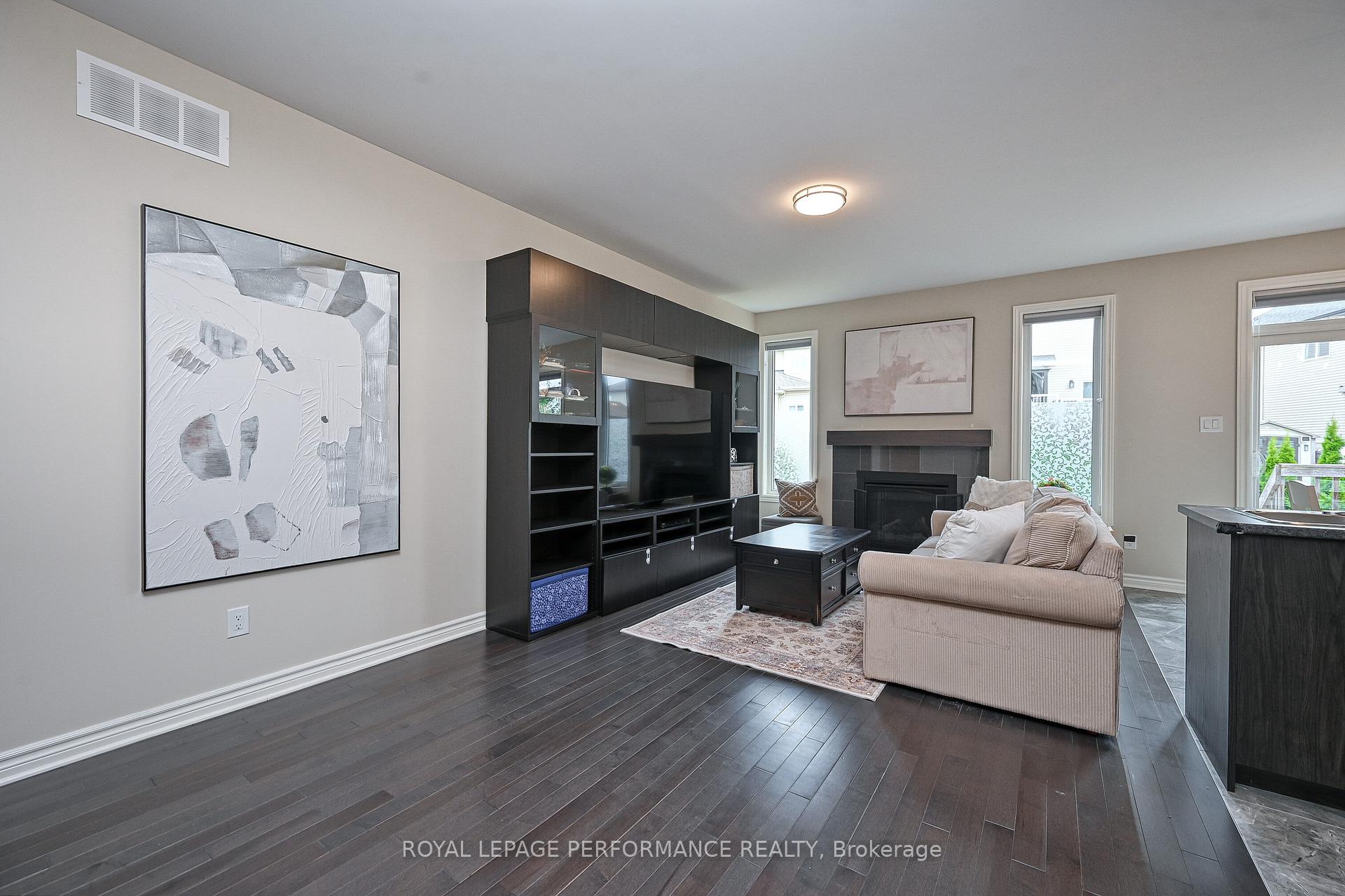Photo 8 of 129 Hickstead Way, Ottawa, Stittsville (South) — HOMEH