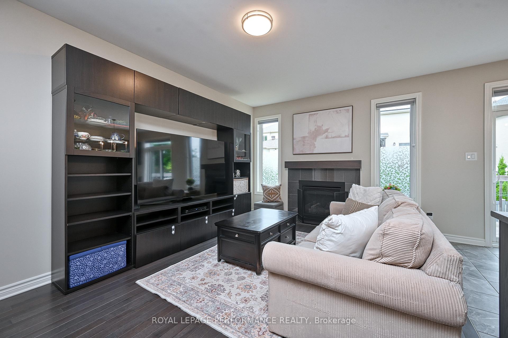 Photo 7 of 129 Hickstead Way, Ottawa, Stittsville (South) — HOMEH