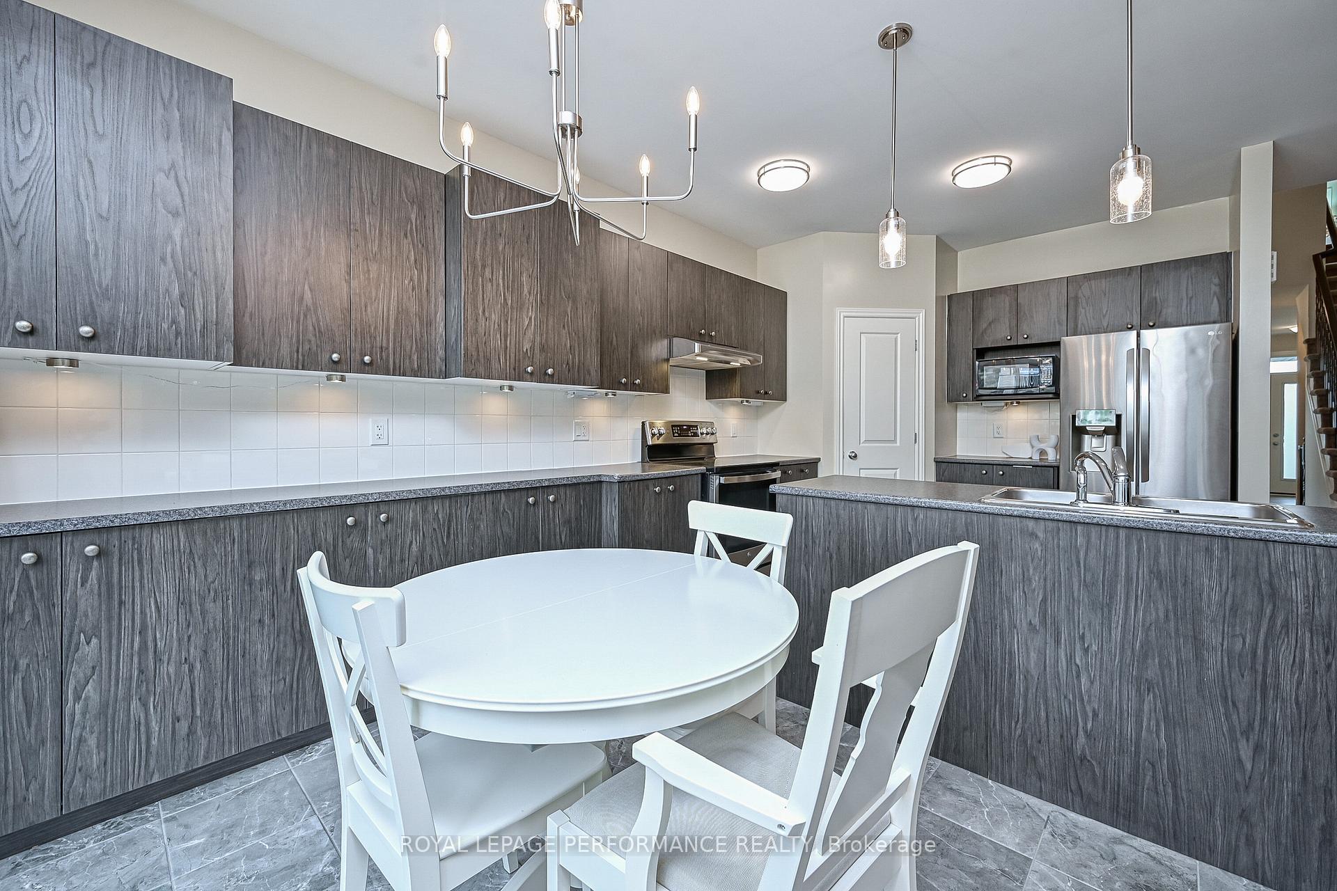 Photo 20 of 129 Hickstead Way, Ottawa, Stittsville (South) — HOMEH