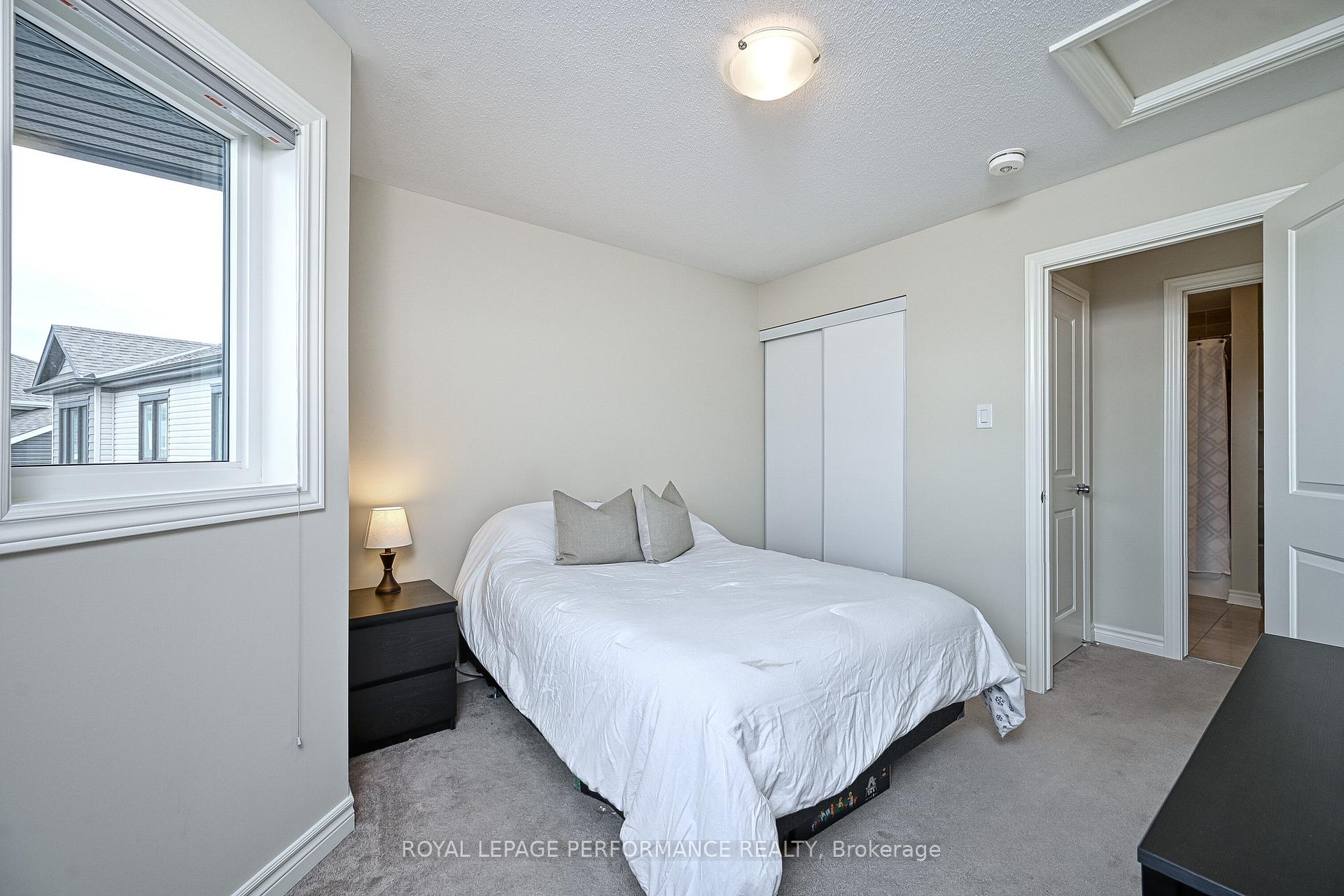 Photo 35 of 129 Hickstead Way, Ottawa, Stittsville (South) — HOMEH