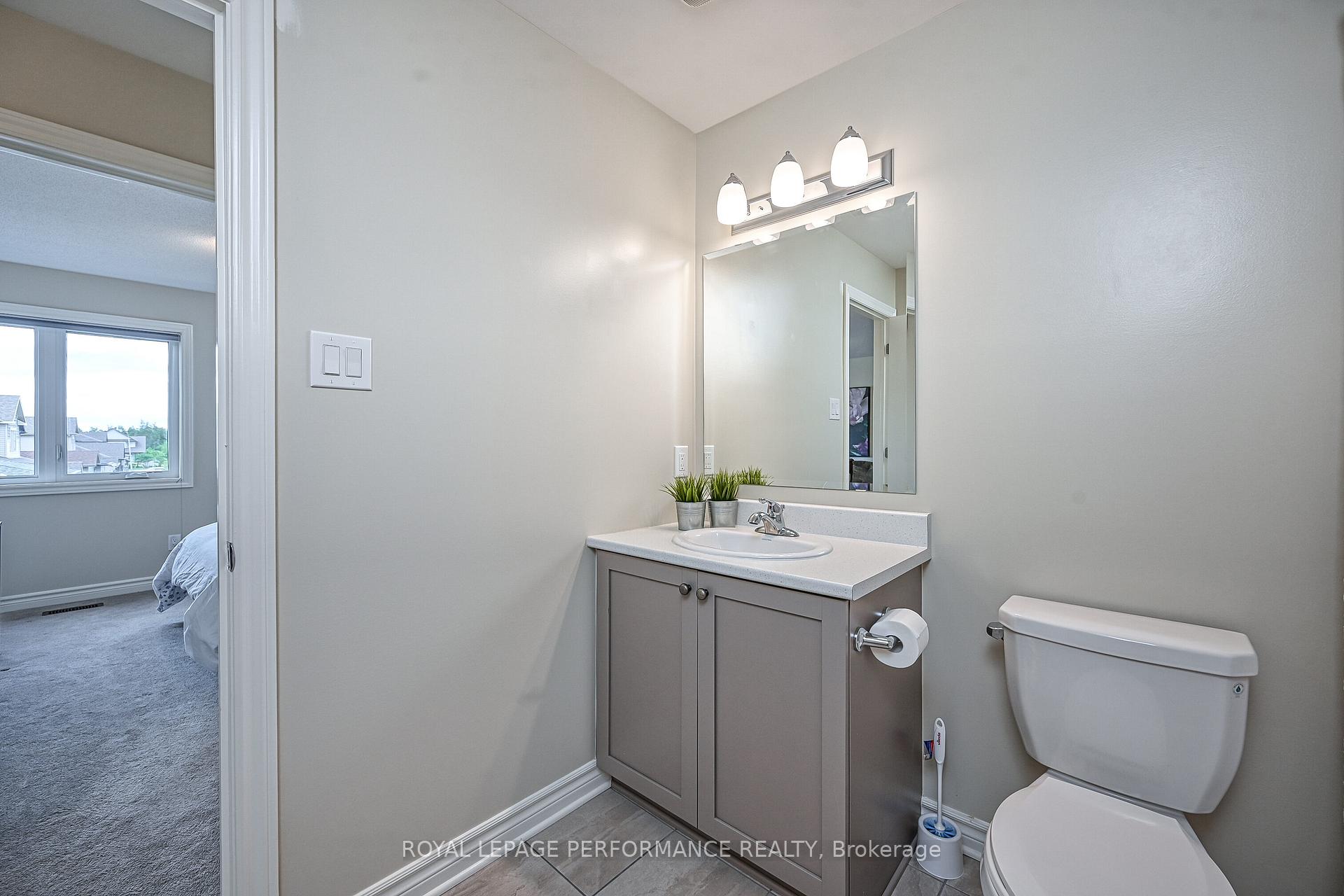 Photo 39 of 129 Hickstead Way, Ottawa, Stittsville (South) — HOMEH