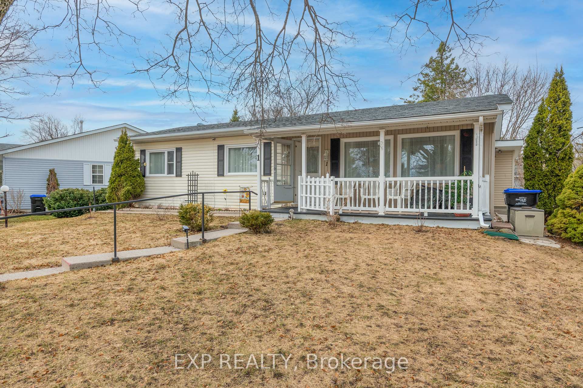 Front of 1 Lilac Court